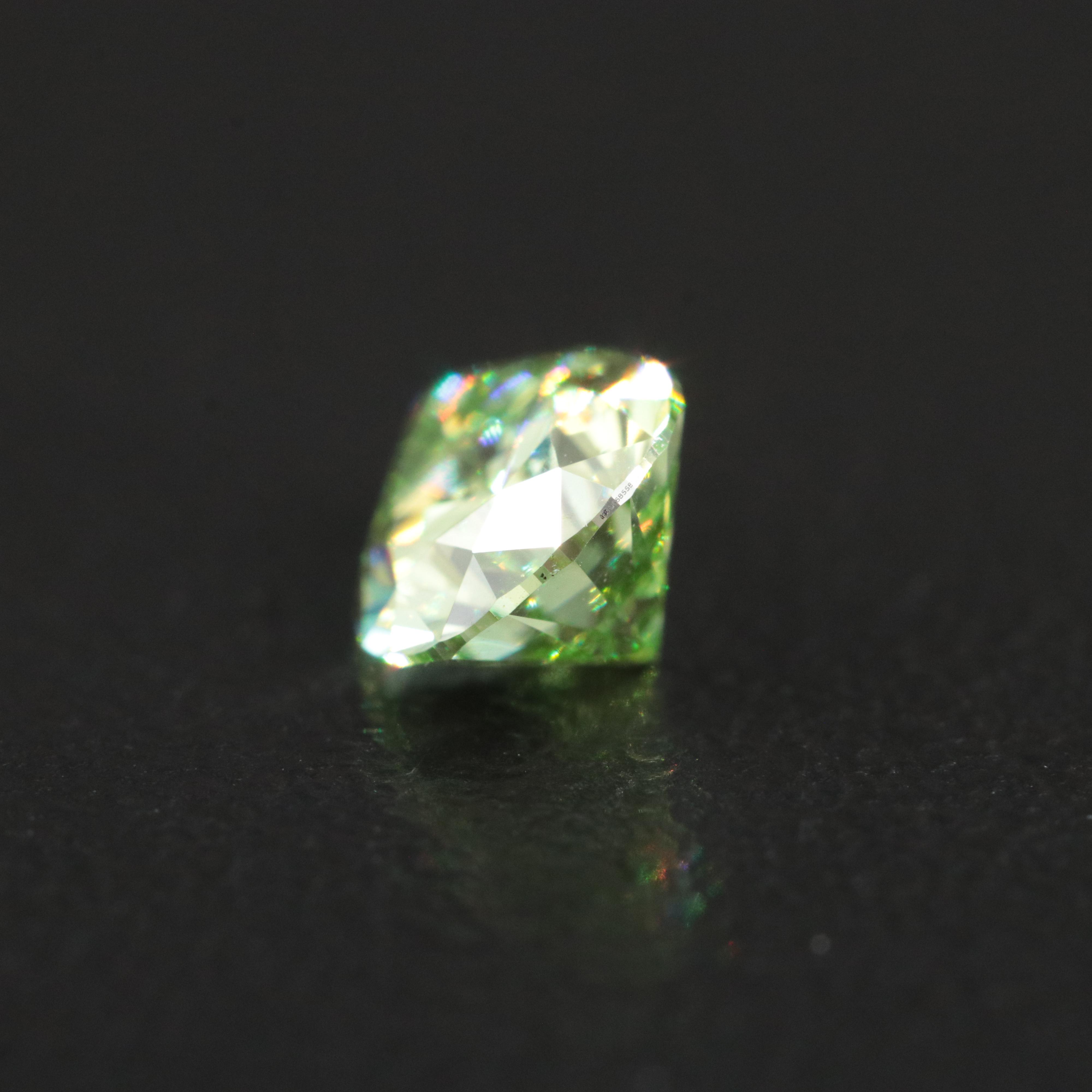 Loose 1.02 CT Lab Grown Fancy Green Diamond with IGI Report
