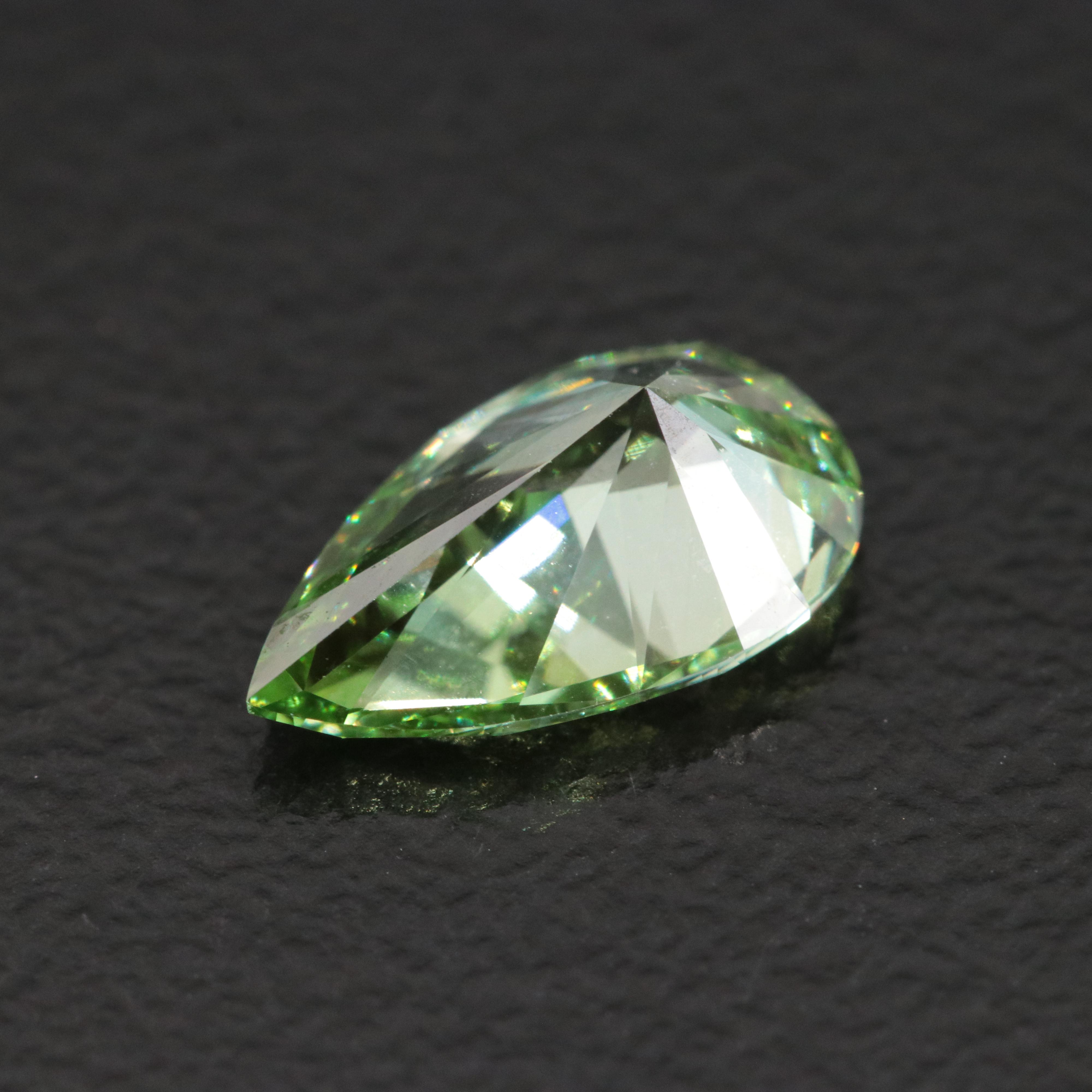 Loose 1.02 CT Lab Grown Fancy Green Diamond with IGI Report