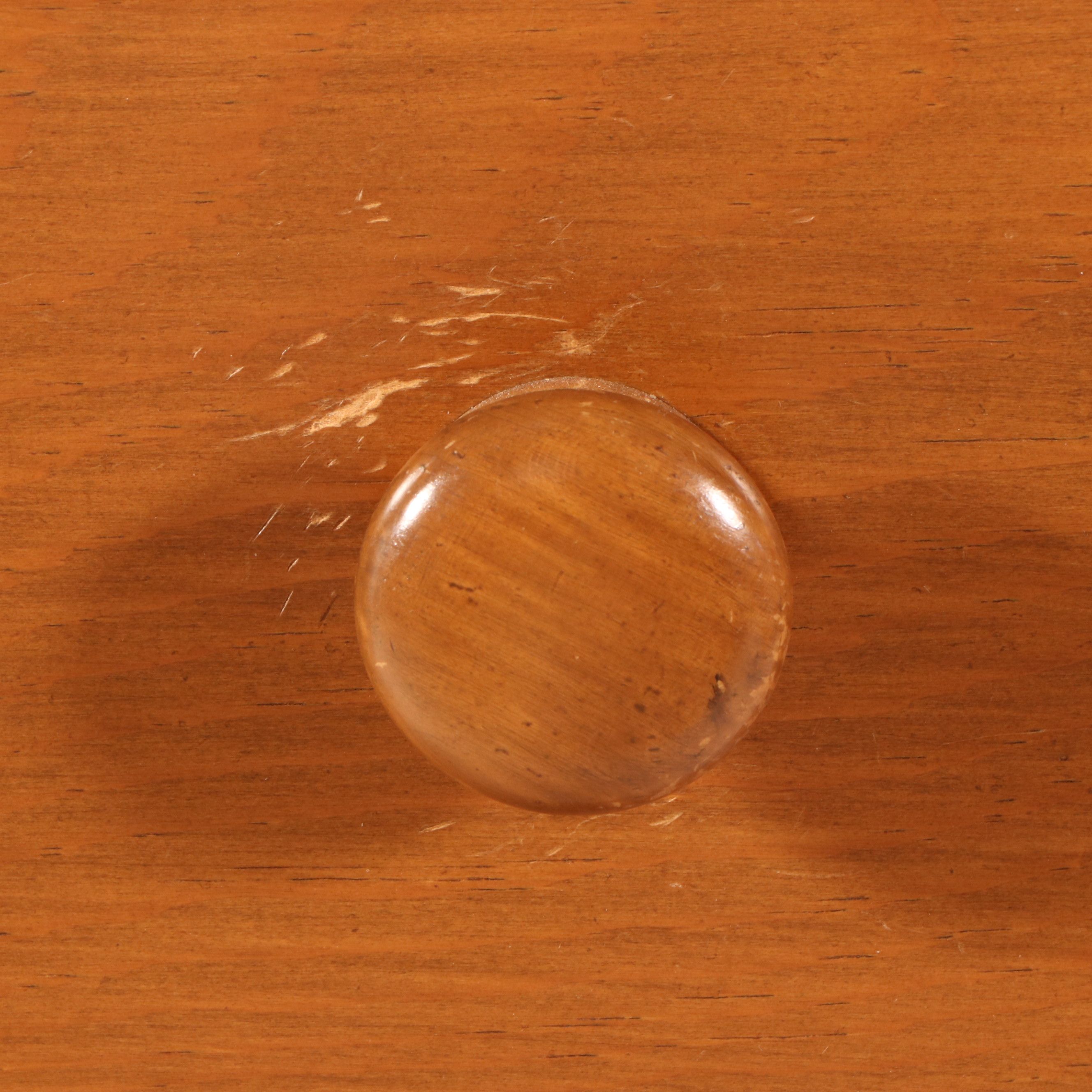 American Pine Six-Drawer Dresser