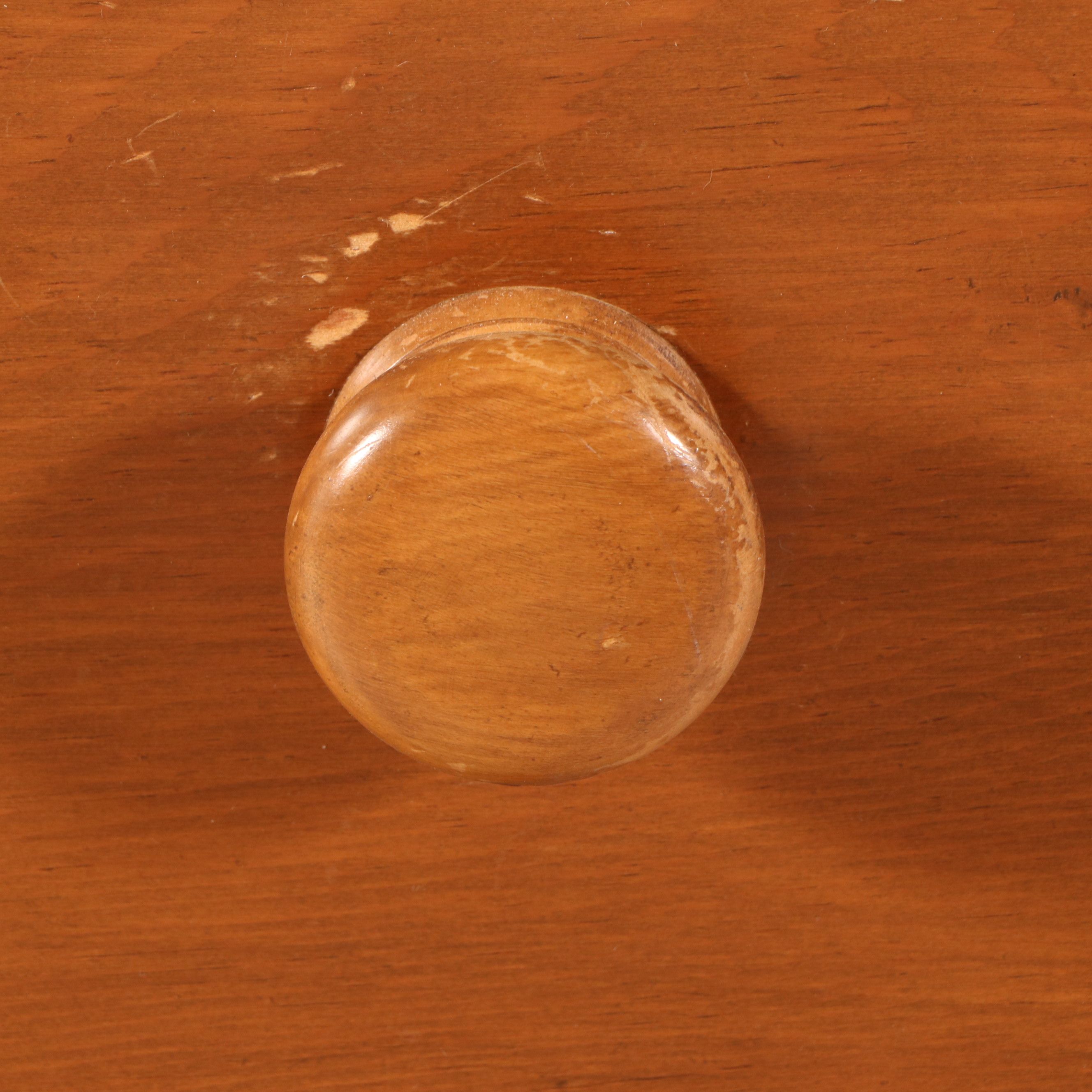 American Pine Six-Drawer Dresser