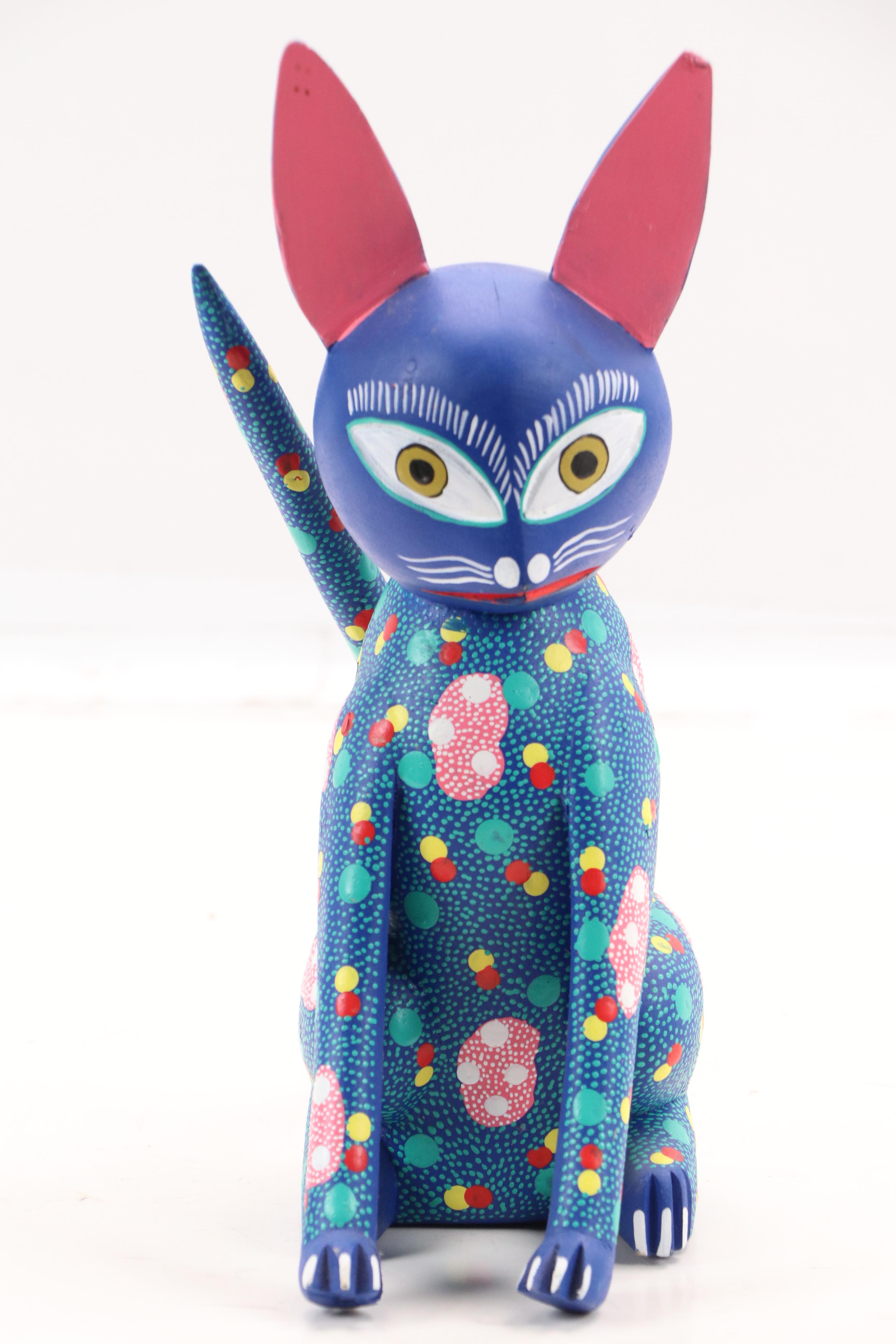 Francisco Hernandez Cruz Oaxacan Folk Art Hand-Painted Wood Cat Sculpture