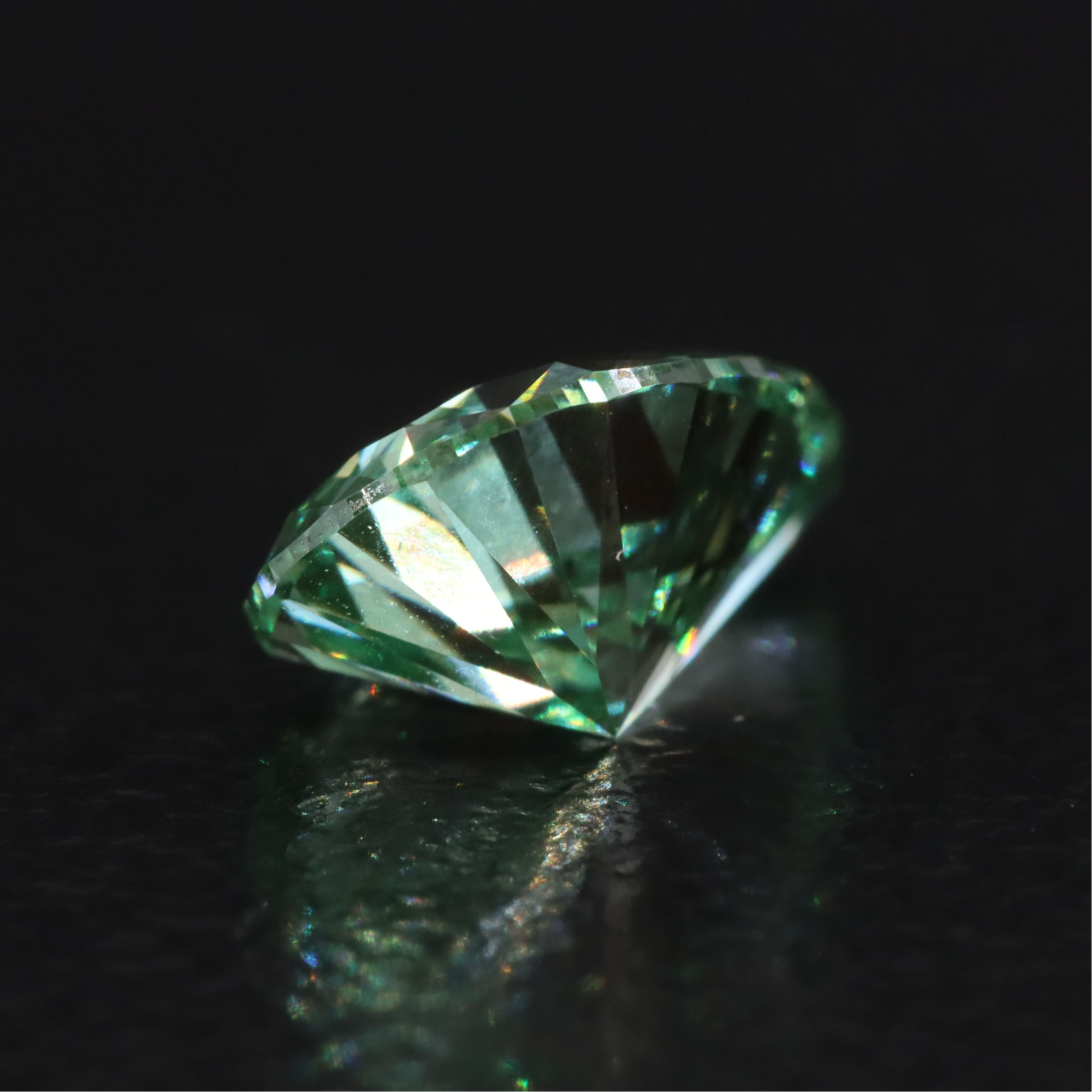 Loose 1.01 CT Lab Grown Fancy Diamond with IGI Report