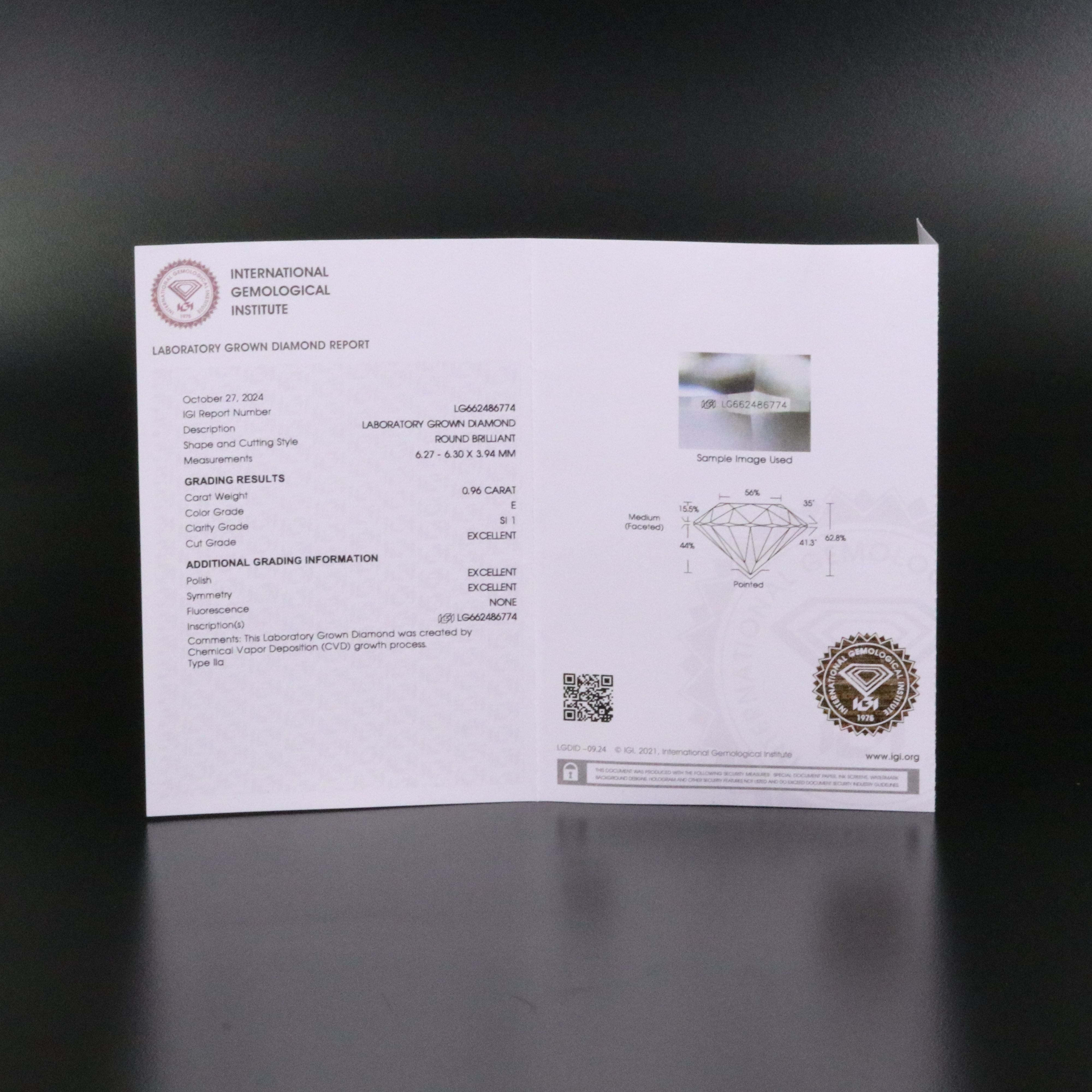 Loose 0.96 CT Lab Grown Diamond with IGI Report