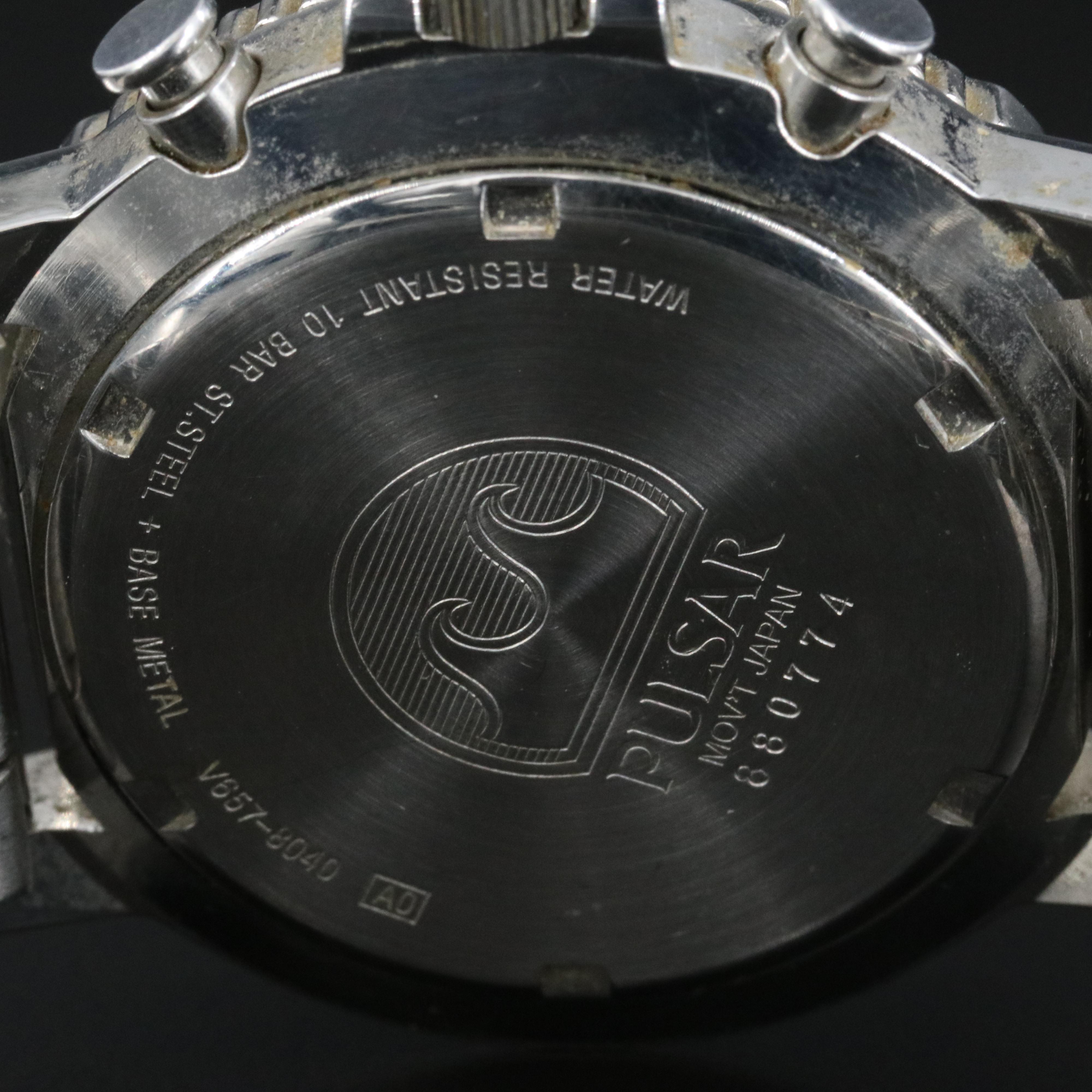 Pulsar Flightmaster Red Dial and Slide Rule Bezel Chronograh Watch 8807