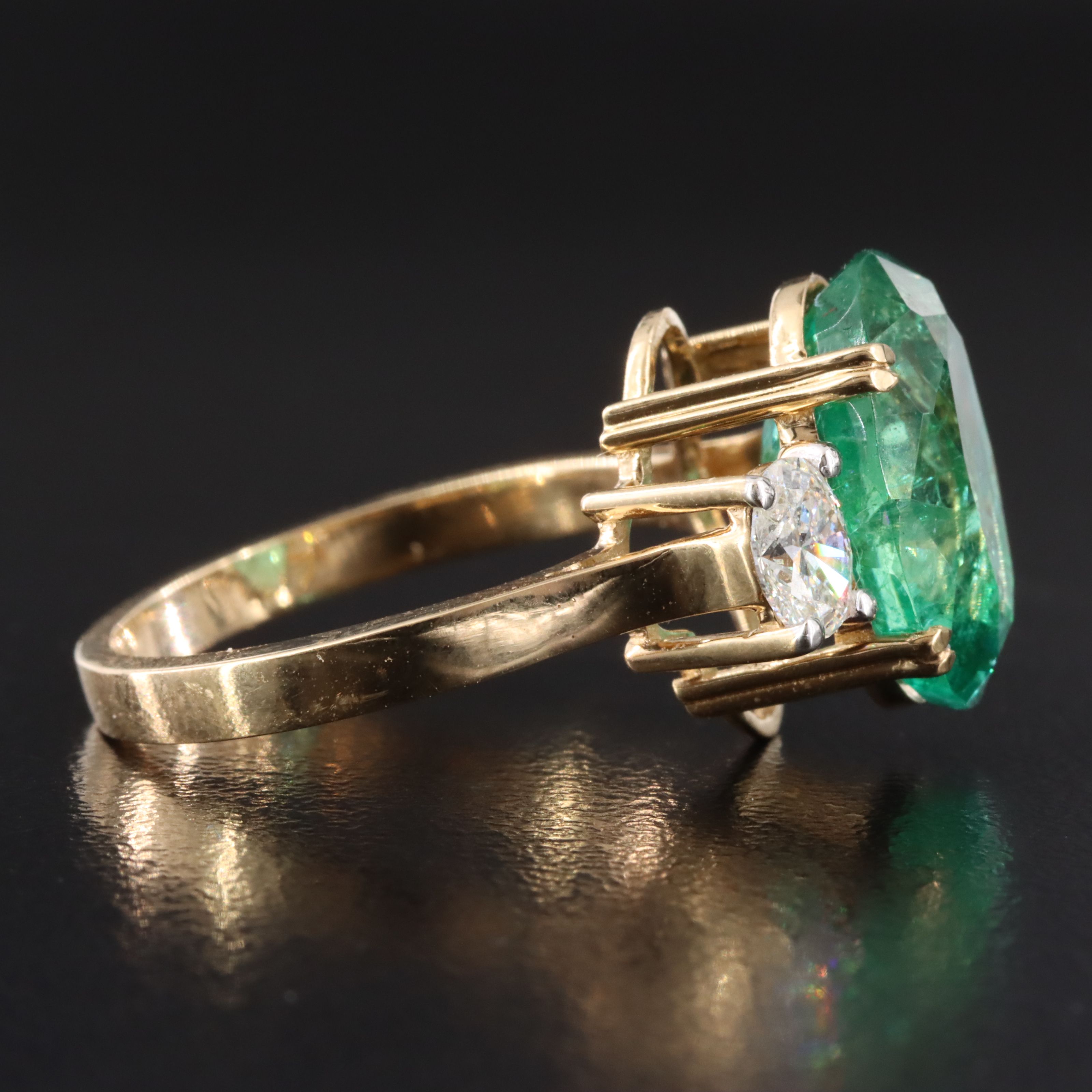 18K 4.75 CT Zambia Emerald and 0.60 CTW Diamond Ring with GIA Reports