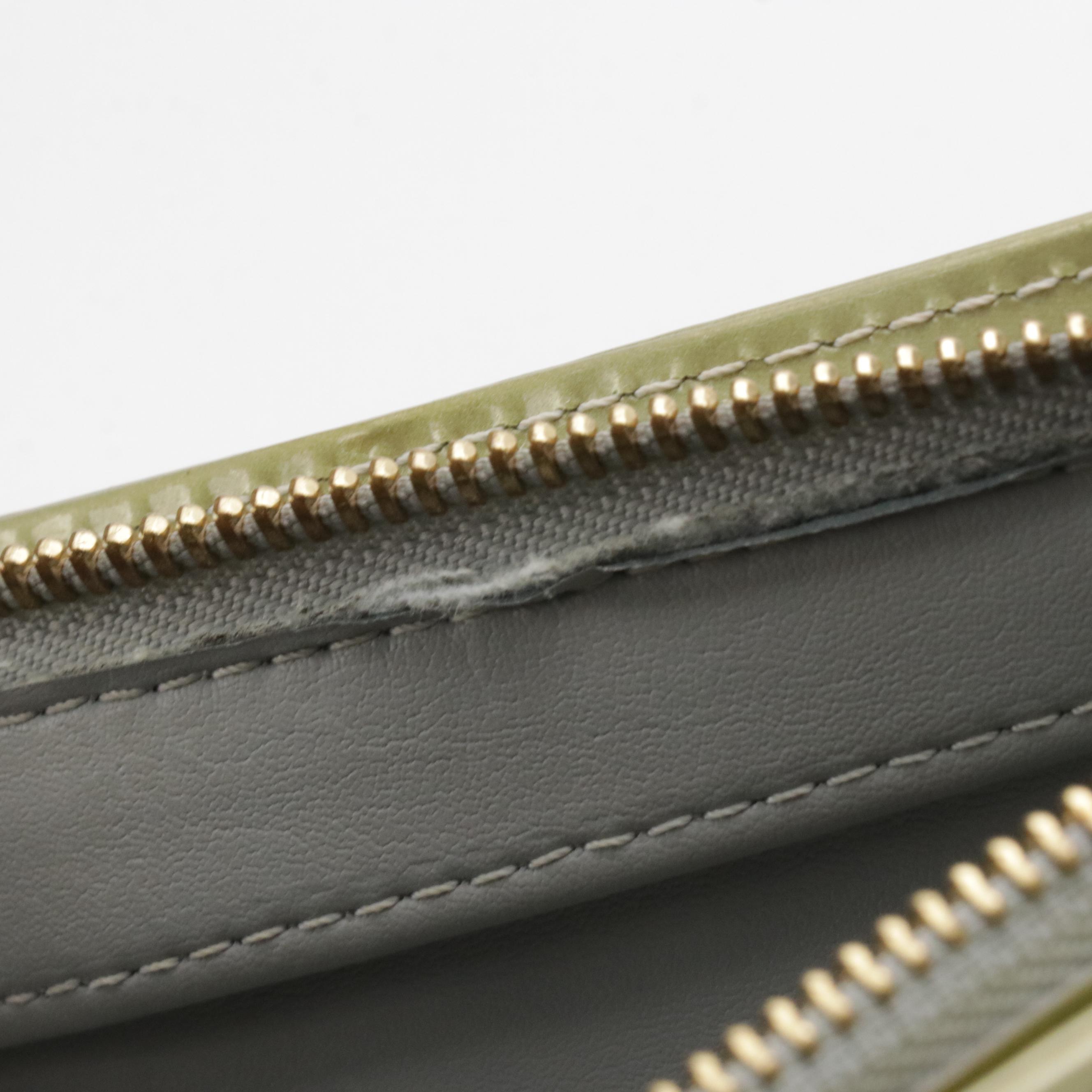 Louis Vuitton Houston Shoulder Bag in Monogram Vernis and Leather