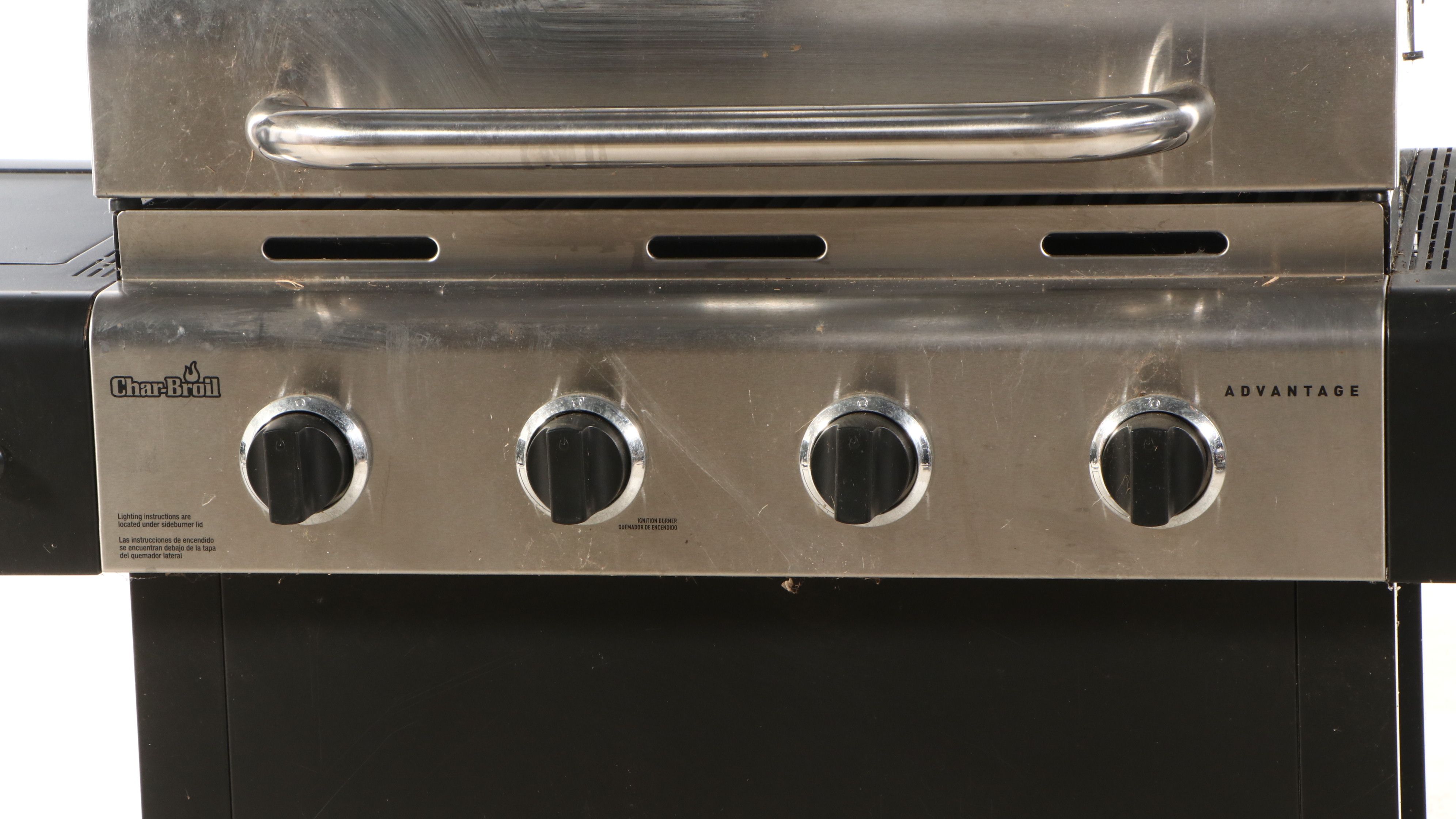 Char-Broil Advantage Series 4-Burner Propane Gas Grill