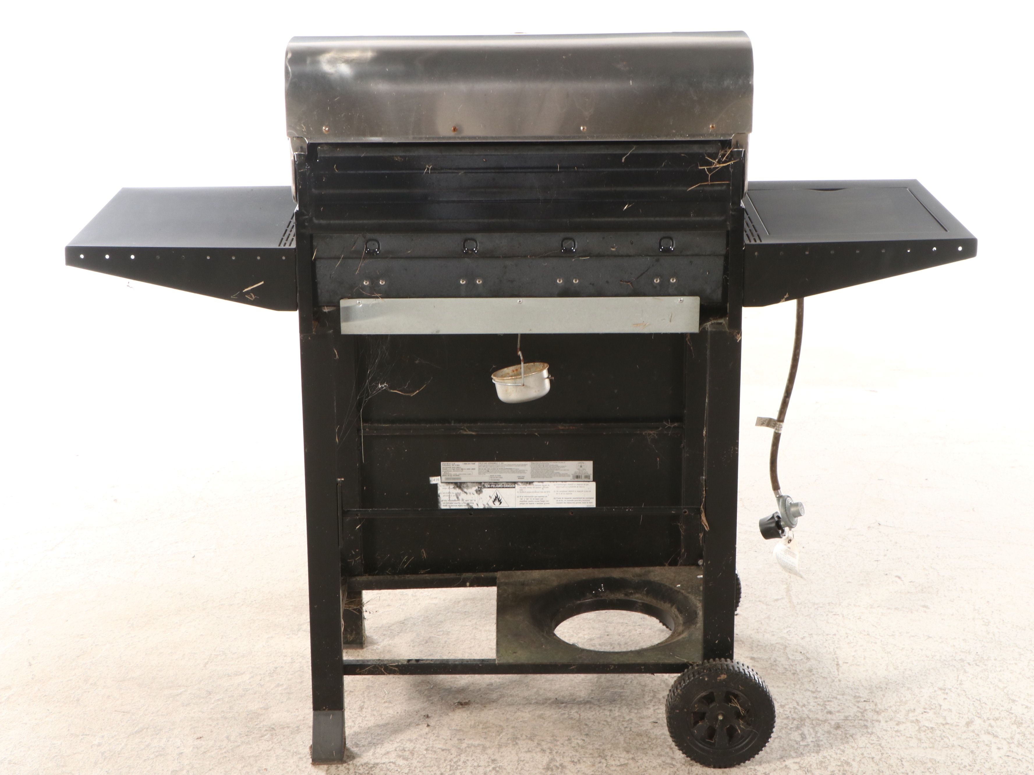 Char-Broil Advantage Series 4-Burner Propane Gas Grill