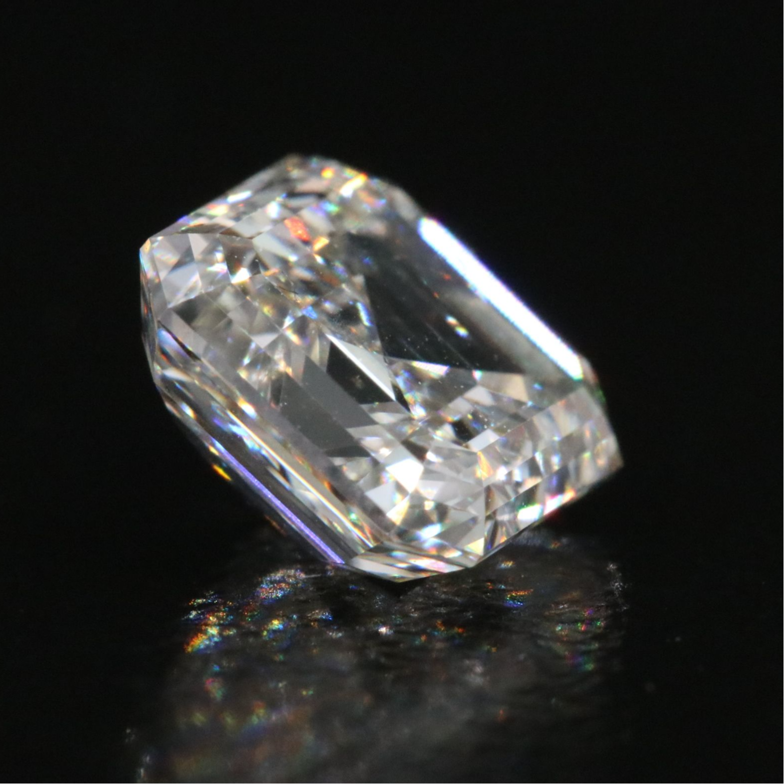 Loose 1.81 CT Lab Grown Diamond with IGI Report