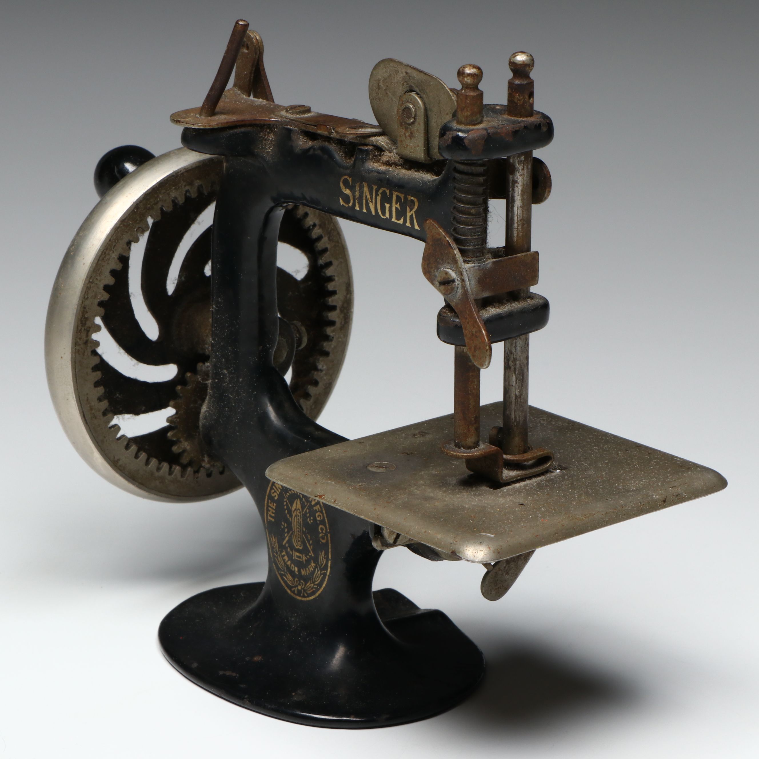 Singer Model 20 Child's Sewing Machine