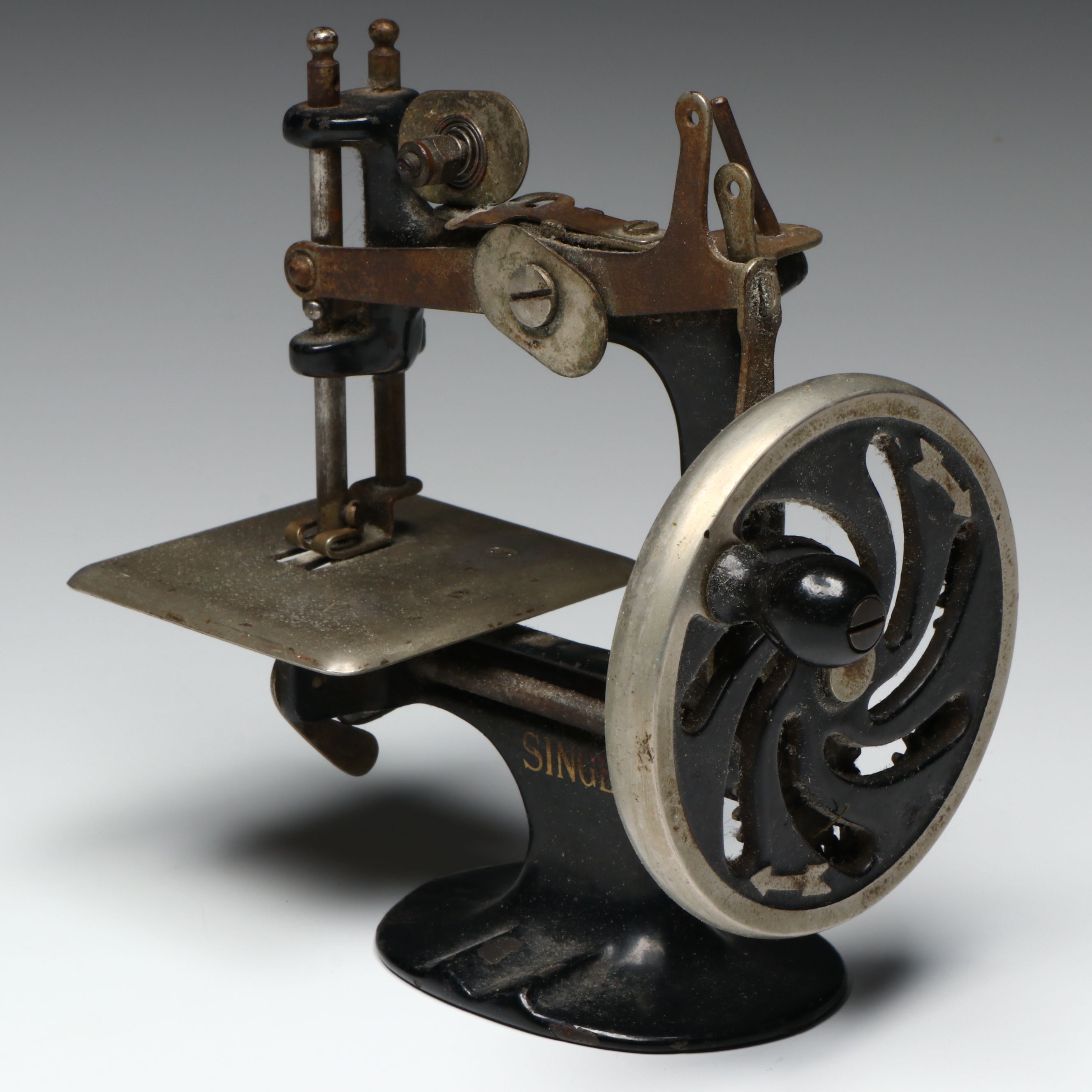 Singer Model 20 Child's Sewing Machine