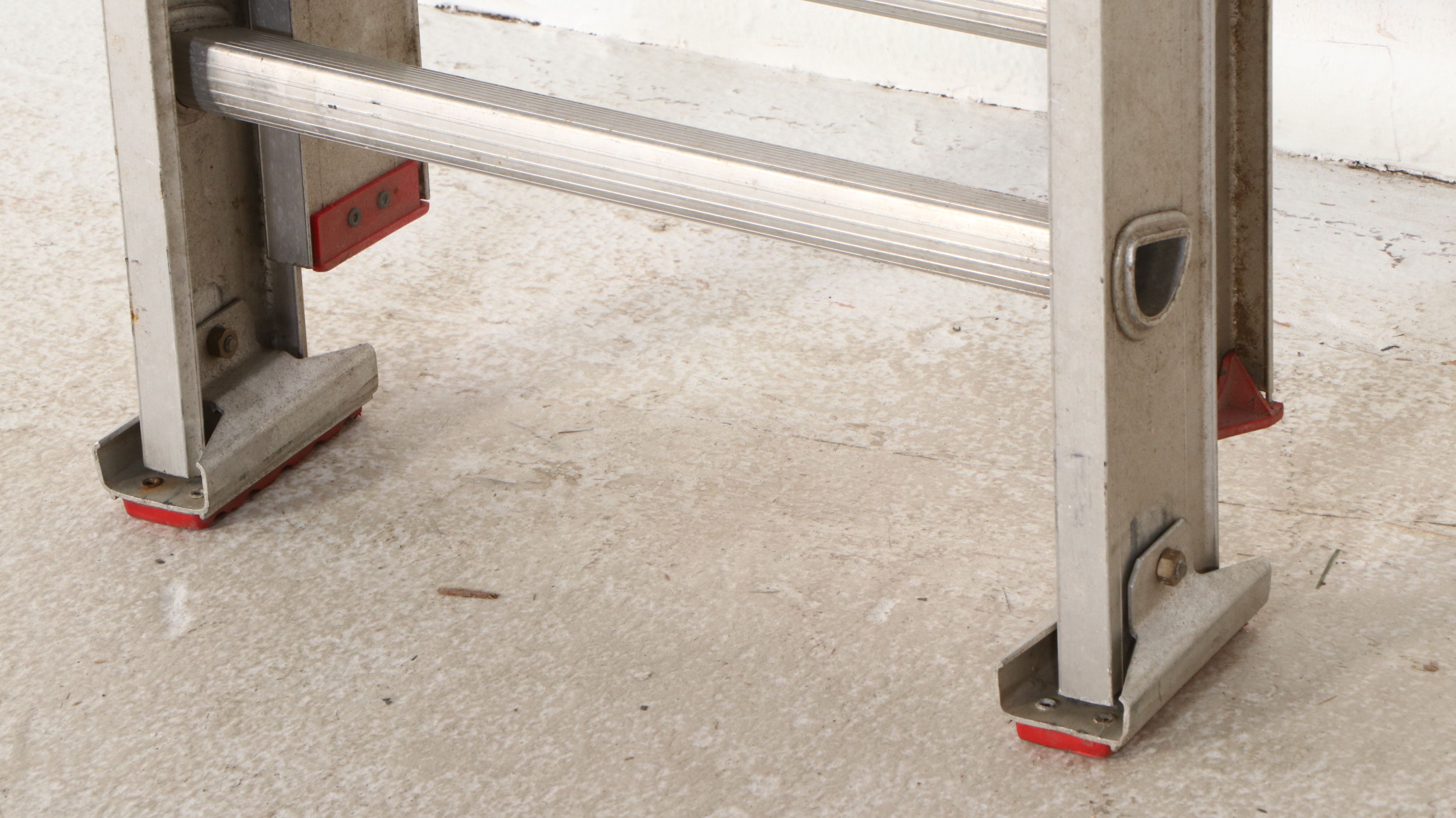 12' Aluminum Extension Ladder