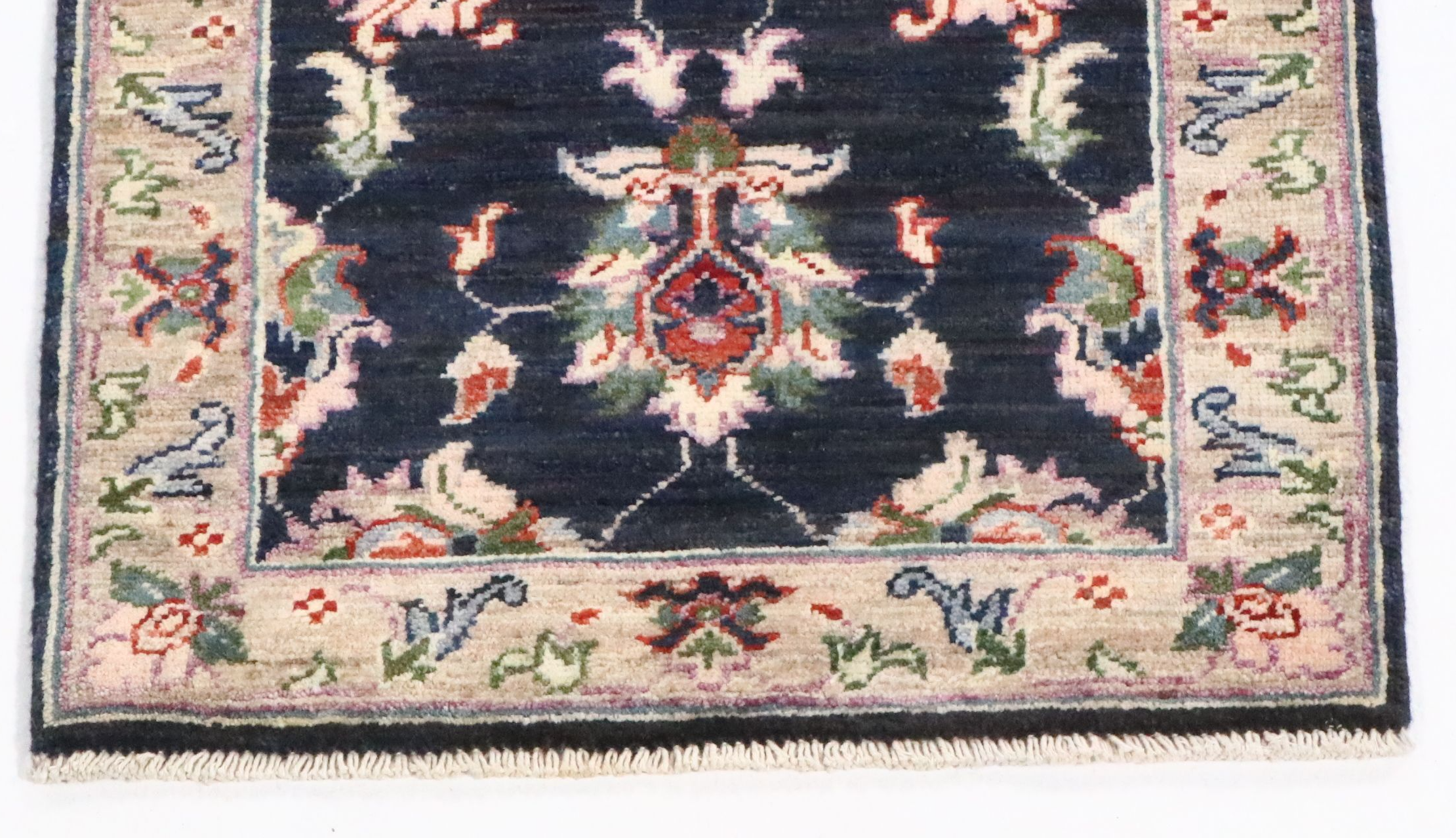 2' x 3'1 Hand-Knotted Indian Agra Accent Rug