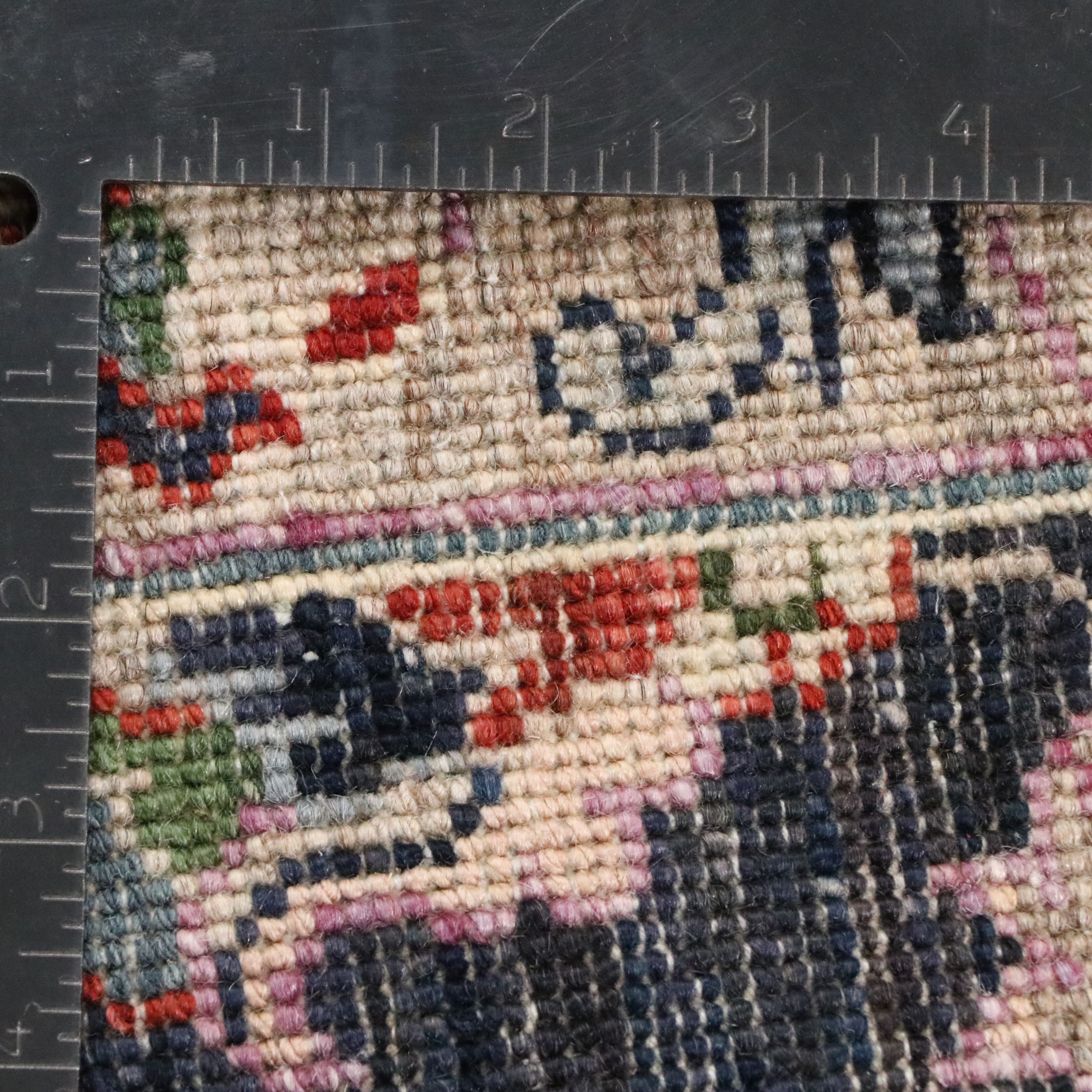 2' x 3'1 Hand-Knotted Indian Agra Accent Rug