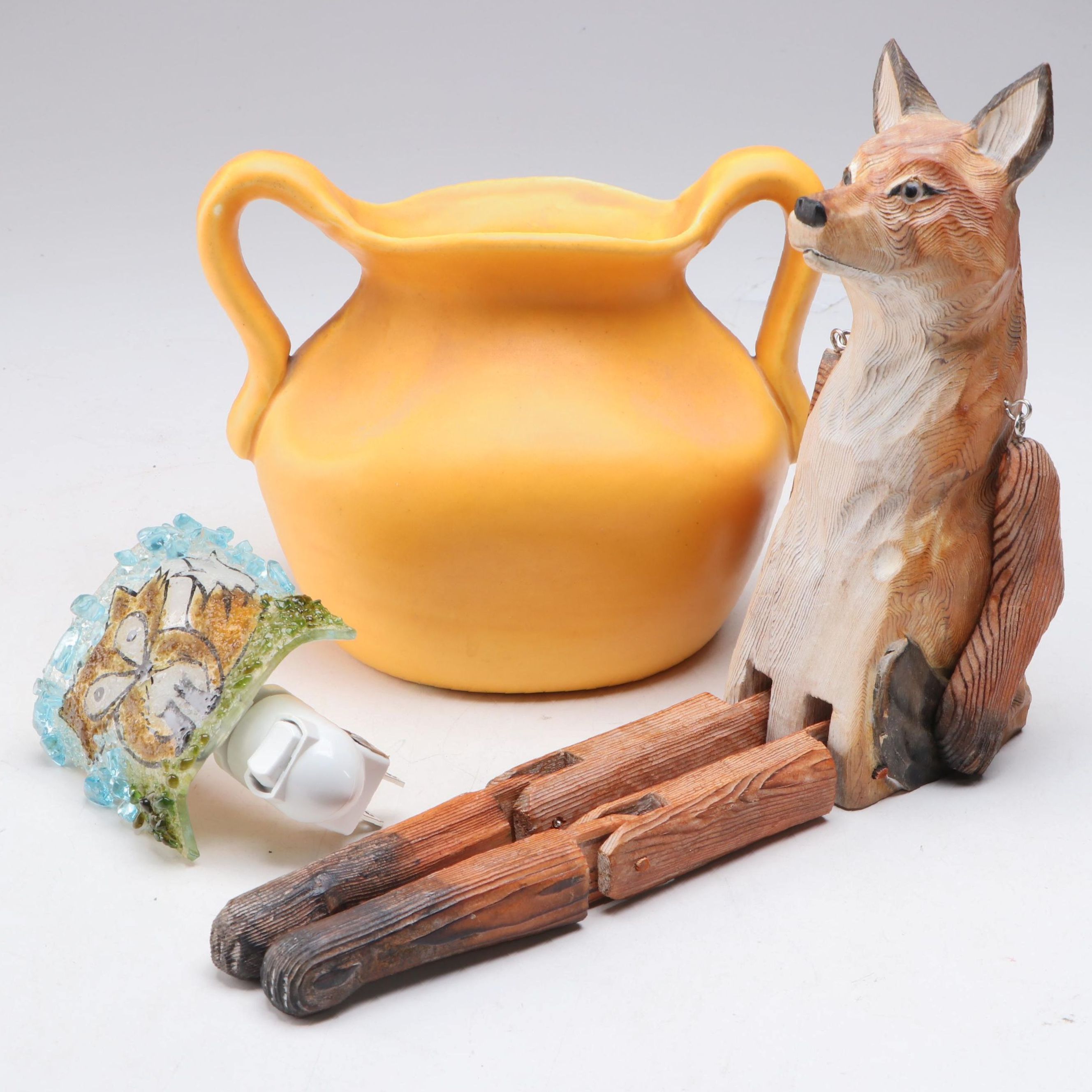 Victorian Trading Co. Wooden Shelf Fox with Handled Vase and Glass Night Light