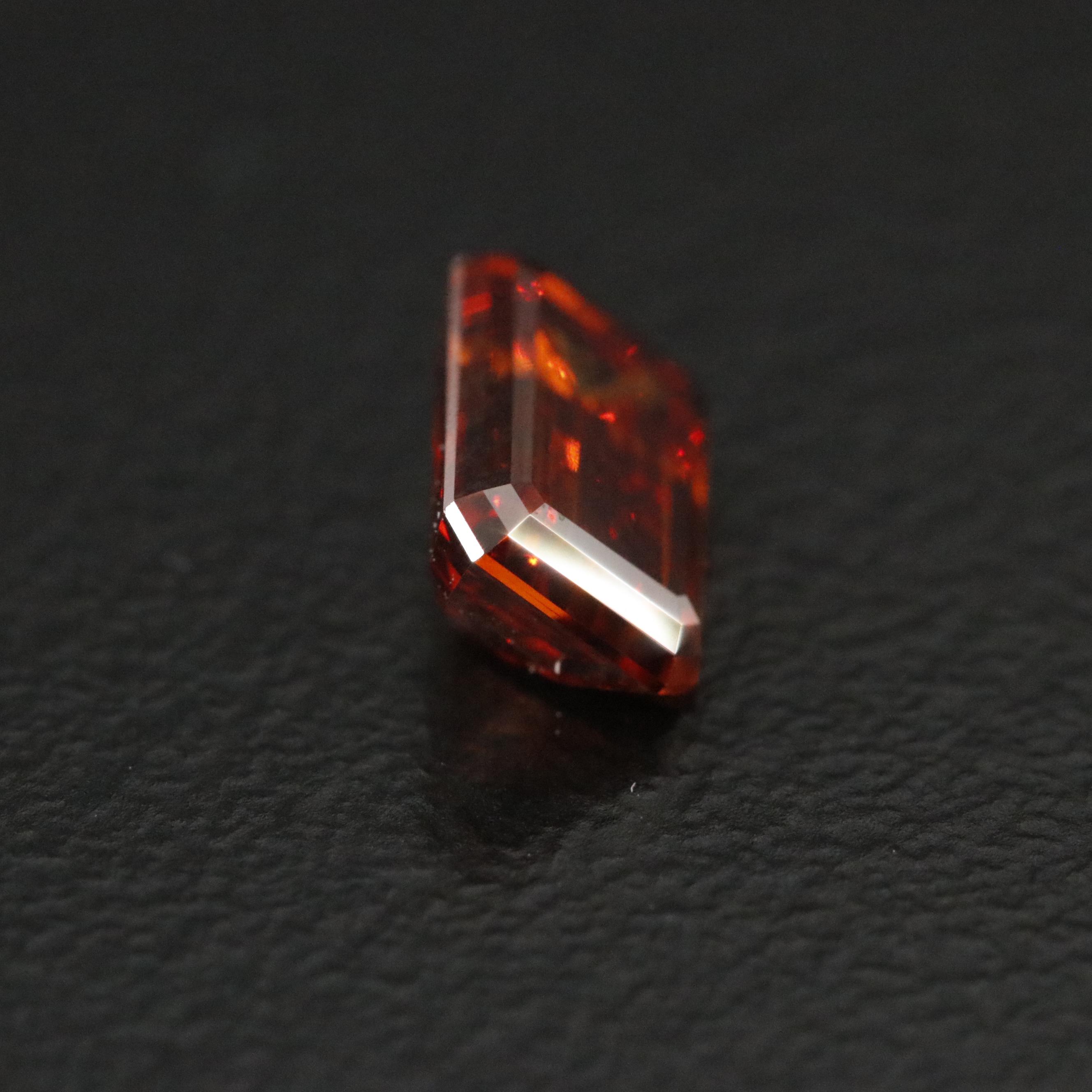 Loose 1.00 CT Lab Grown Fancy Orange Diamond with IGI Report