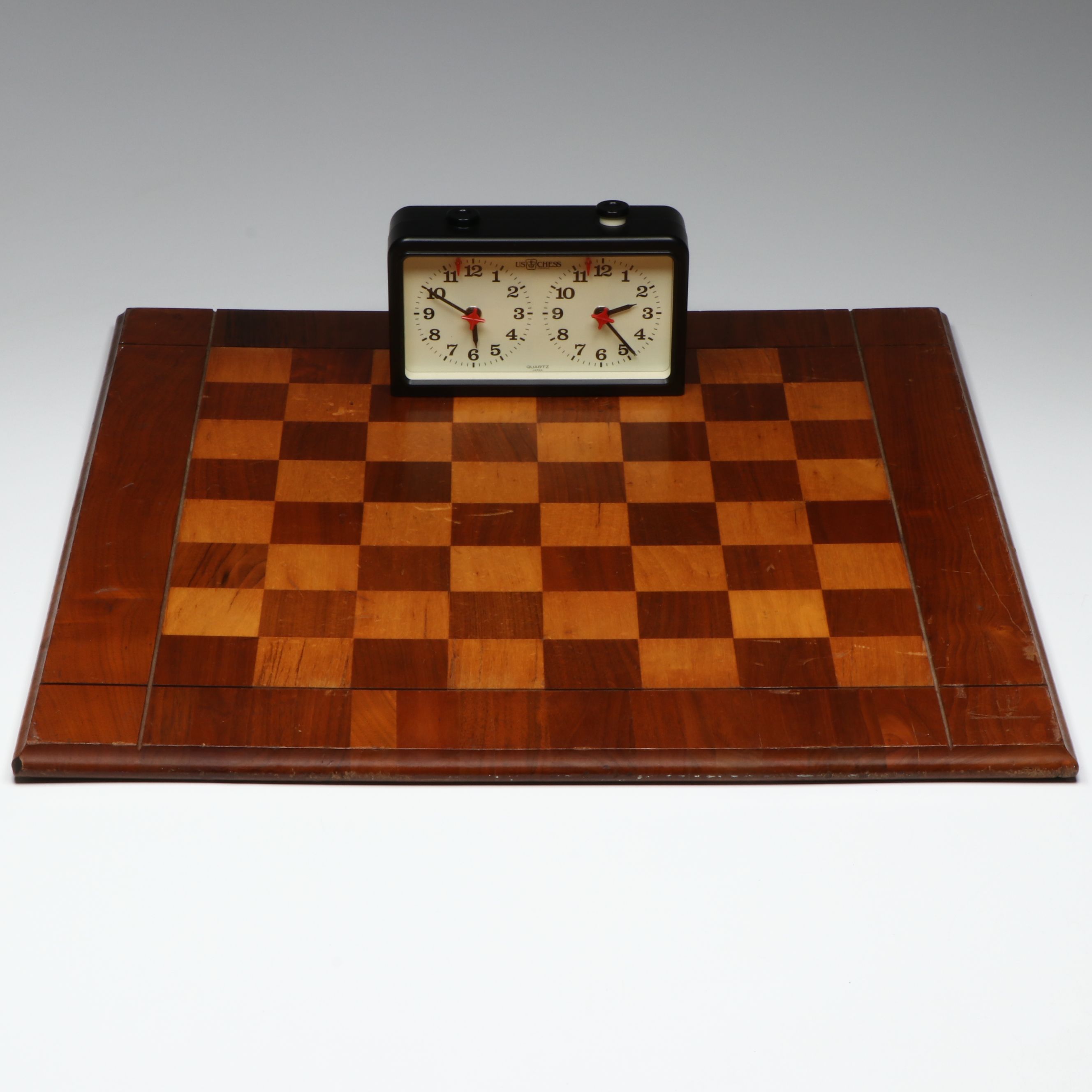 Wood Chess Board with Seiko U.S. Chess Federation Timer