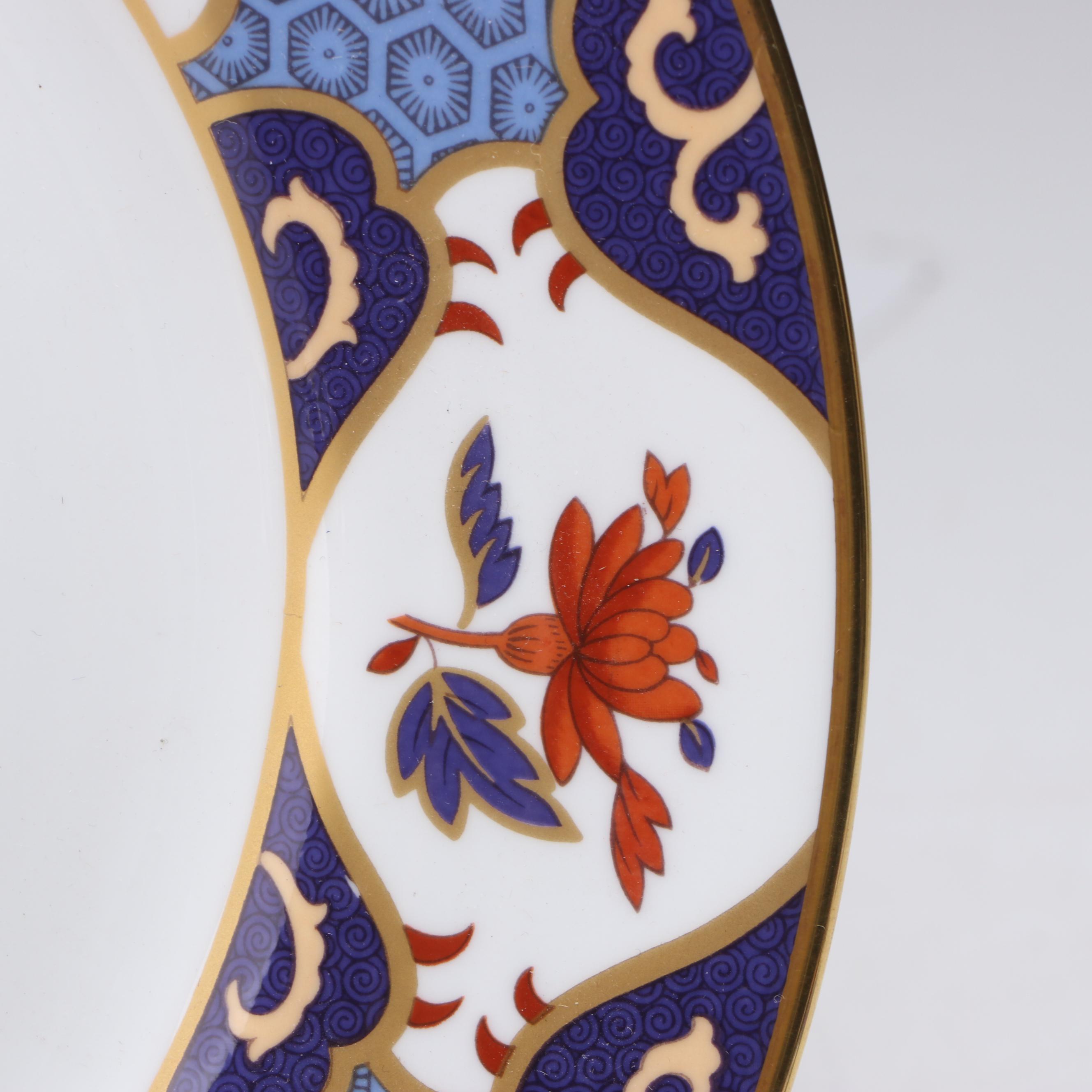 Spode "Shima" Bone China Dinner Plate and Kütahya Porselen Plate