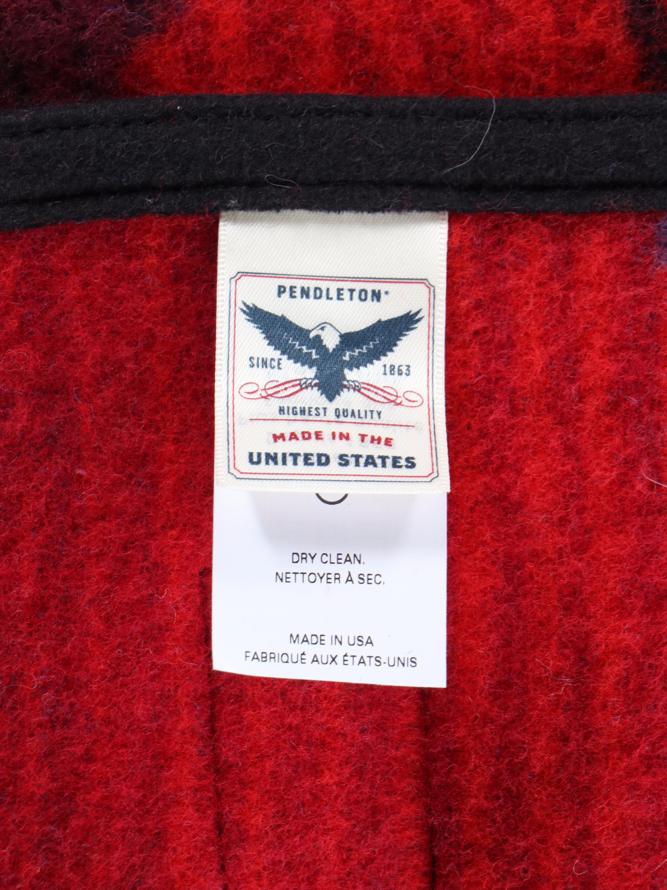 Pendleton "Rodeo Sisters" Wool Blanket with Hanging Loops