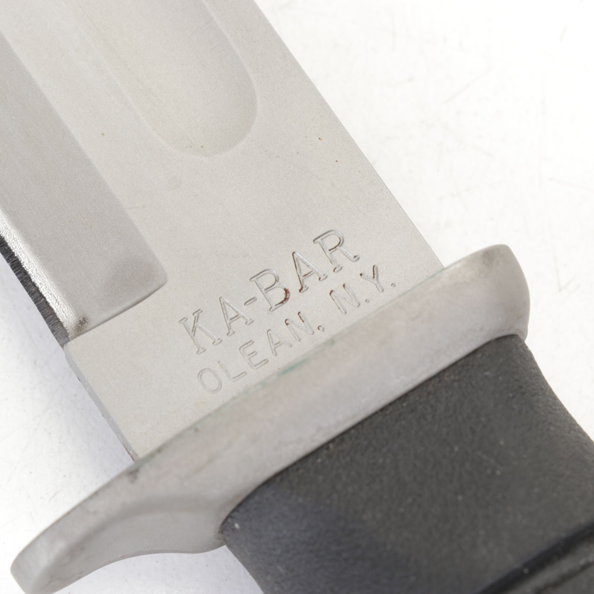 KA-BAR Fixed Blade Knife with Rubber Grip & Sheathe