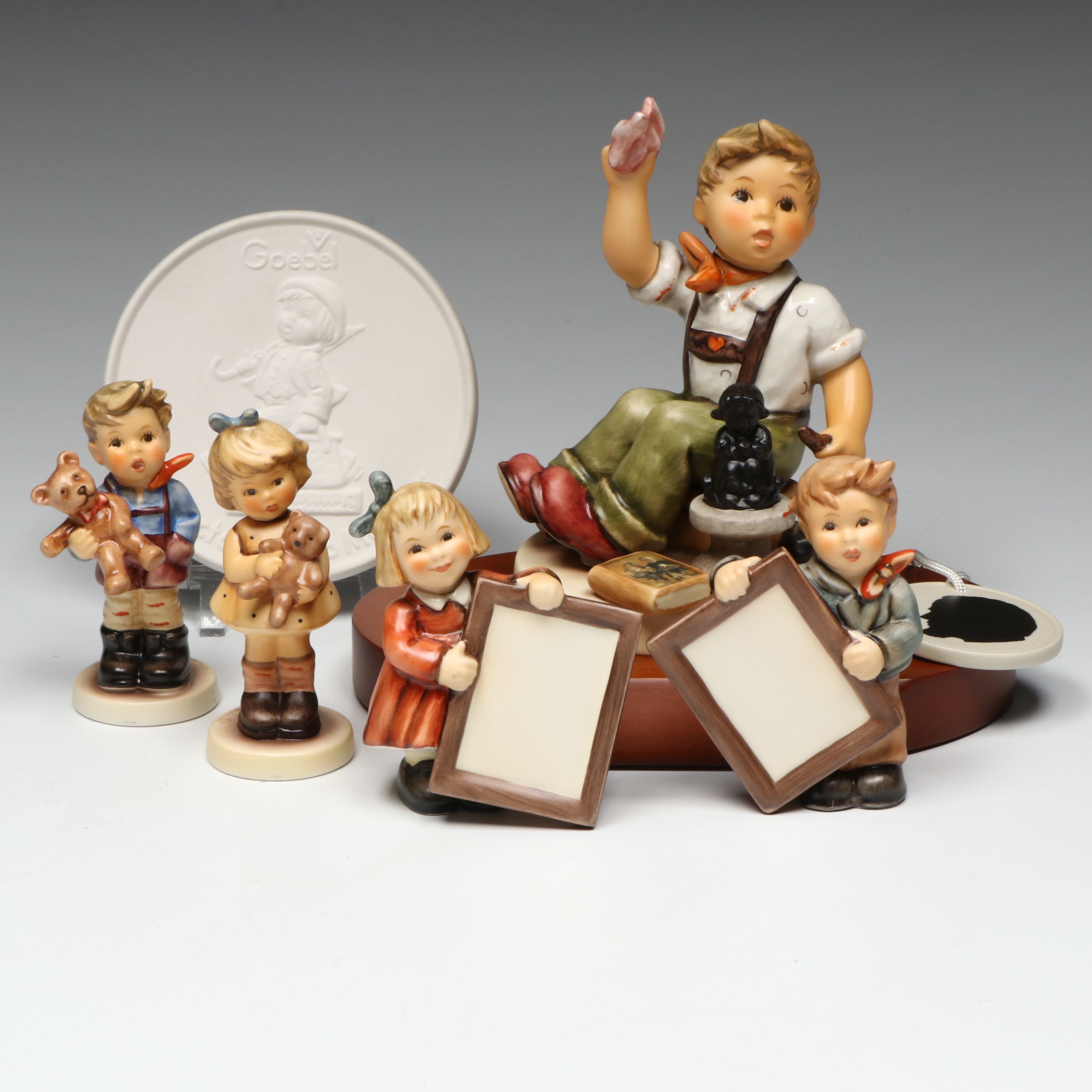 Goebel Gerhard Skrobek Signed "The Final Sculpt" with More Hummel Figurines