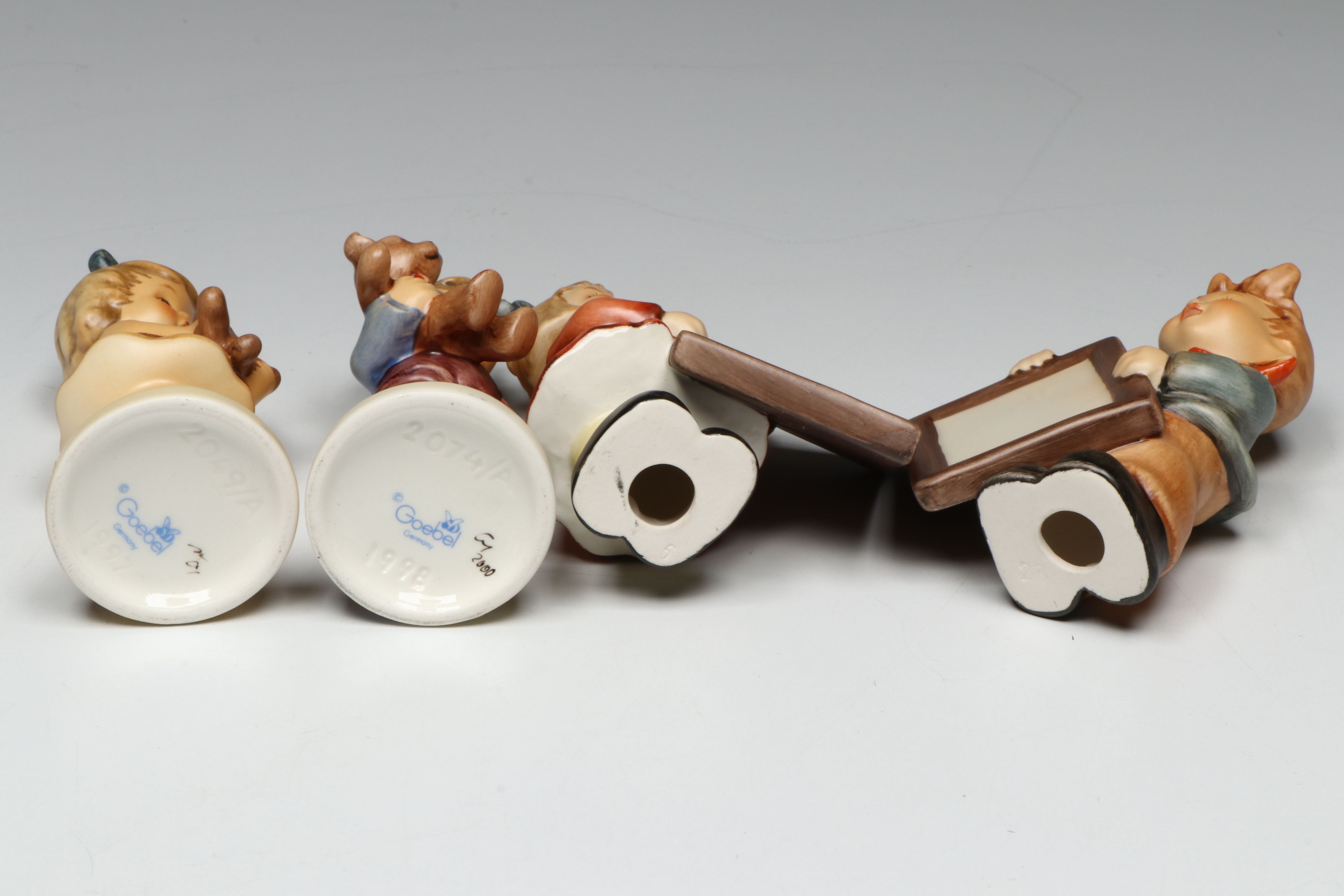 Goebel Gerhard Skrobek Signed "The Final Sculpt" with More Hummel Figurines