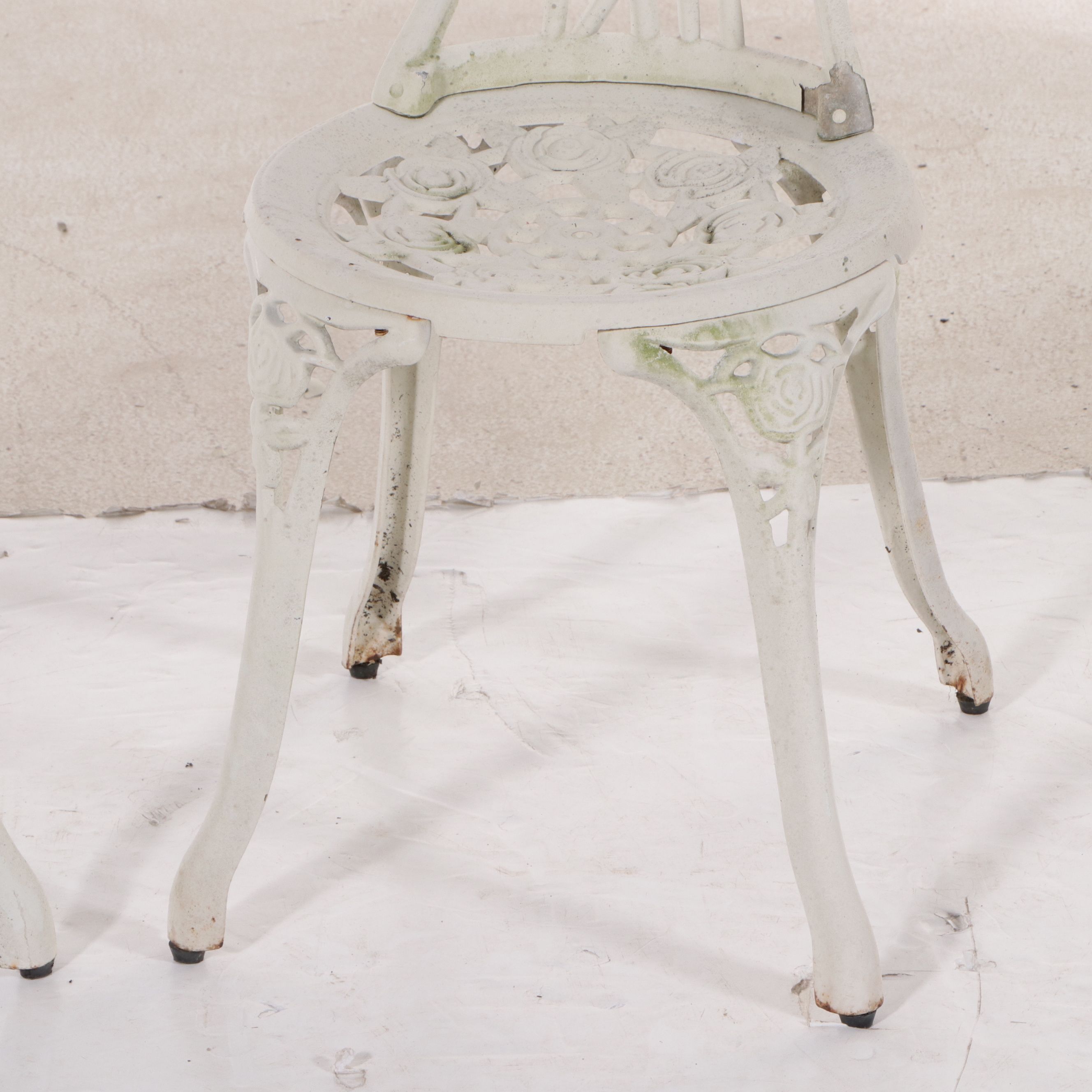 Victorian Style White-Painted Cast Metal Three-Piece Patio Bistro Dining Set