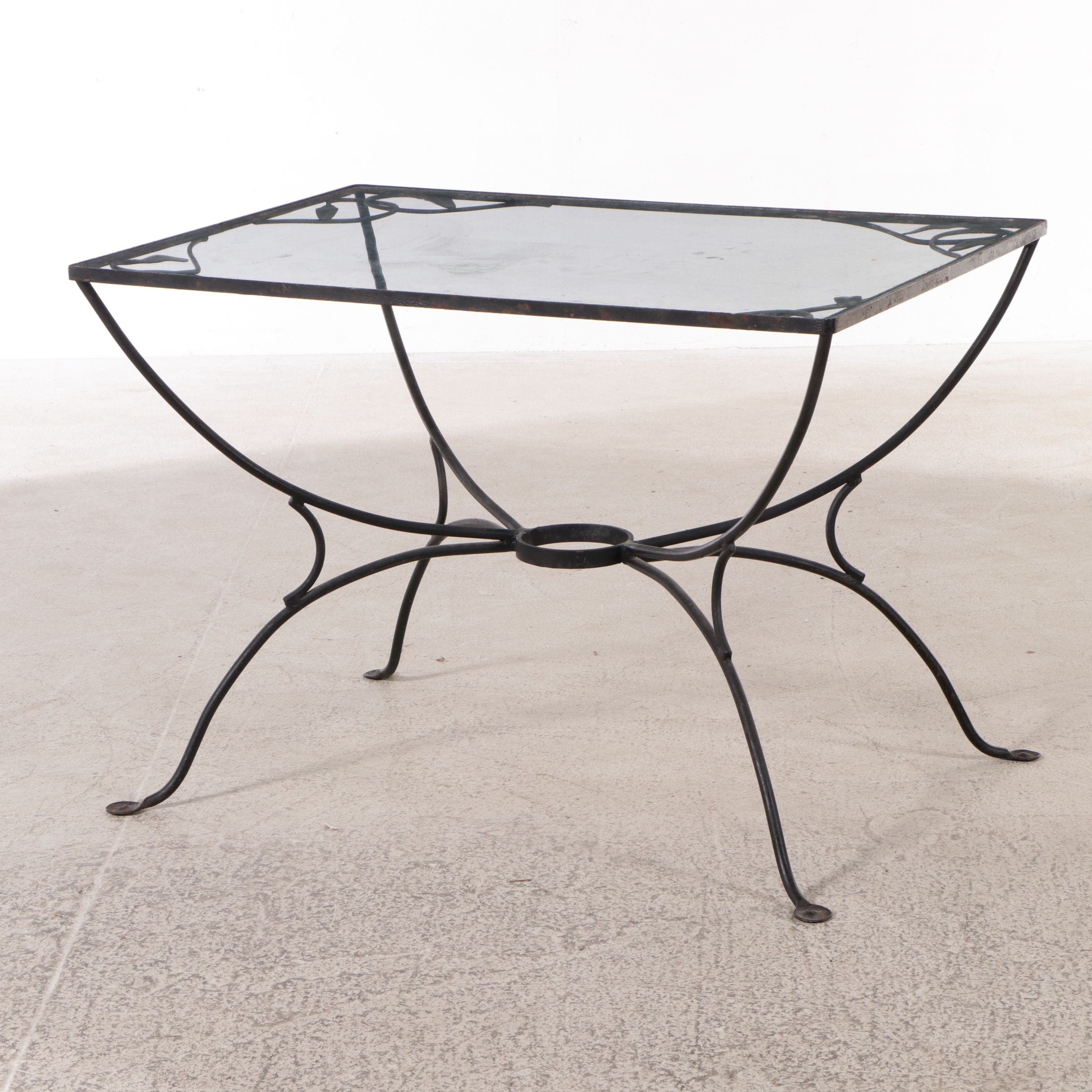 Wrought Iron Patio Dining Table with Four Chairs, Woodard Attributed, Vintage