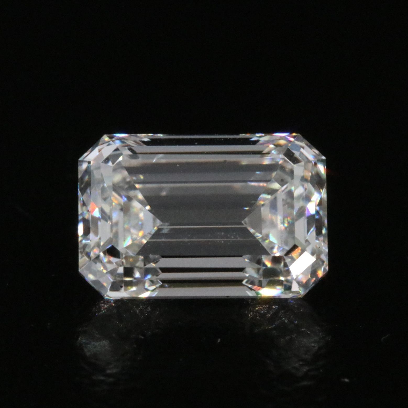 Loose 1.90 CT Lab Grown Diamond with IGI Report