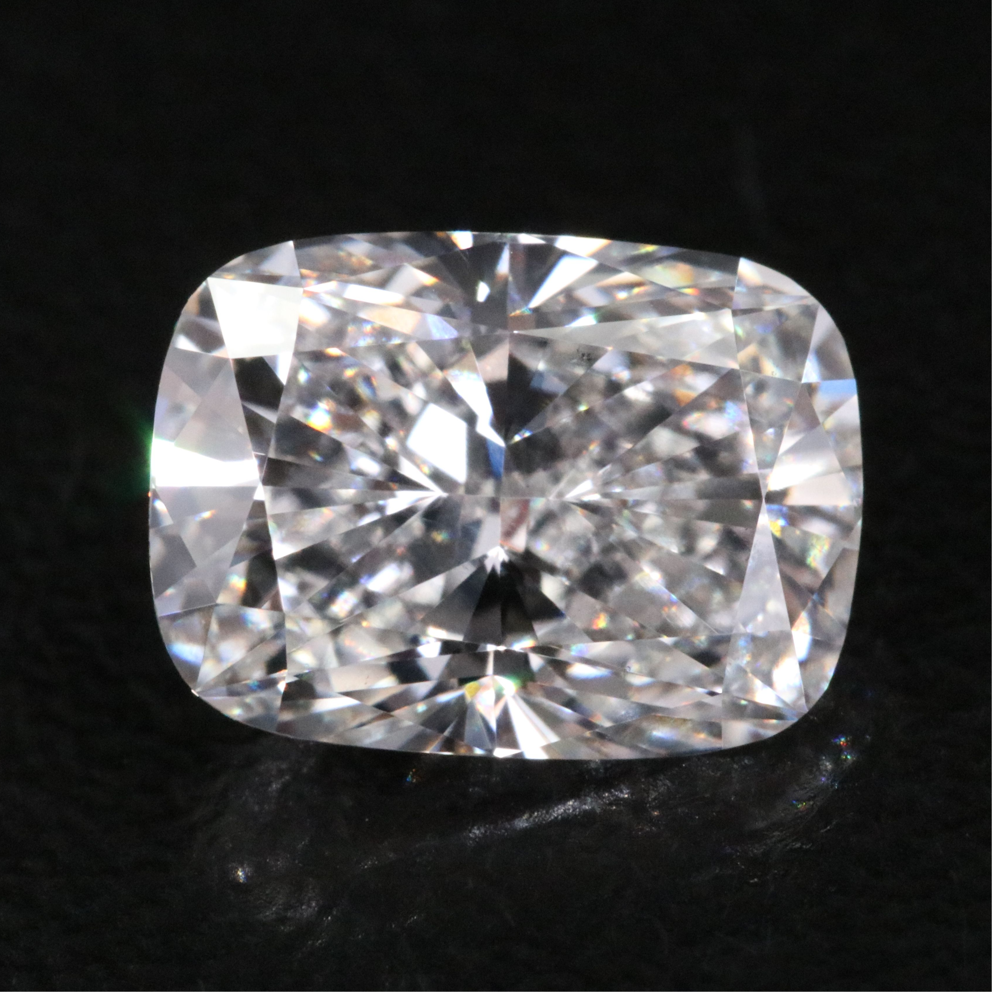 Loose 1.89 CT Lab Grown Diamond with IGI Report