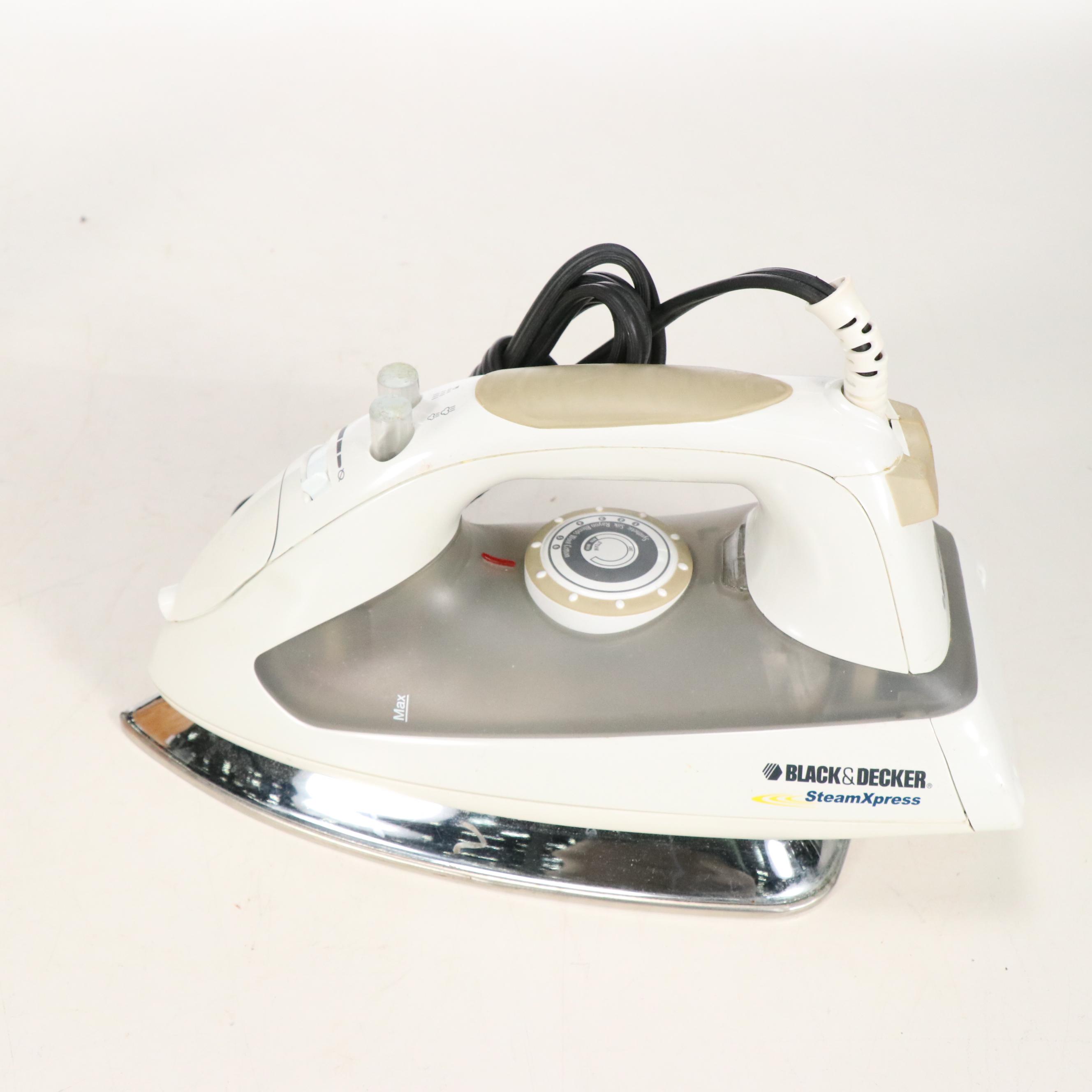 Sears Kenmore Electric Sewing Machine with Portable Case and Notions