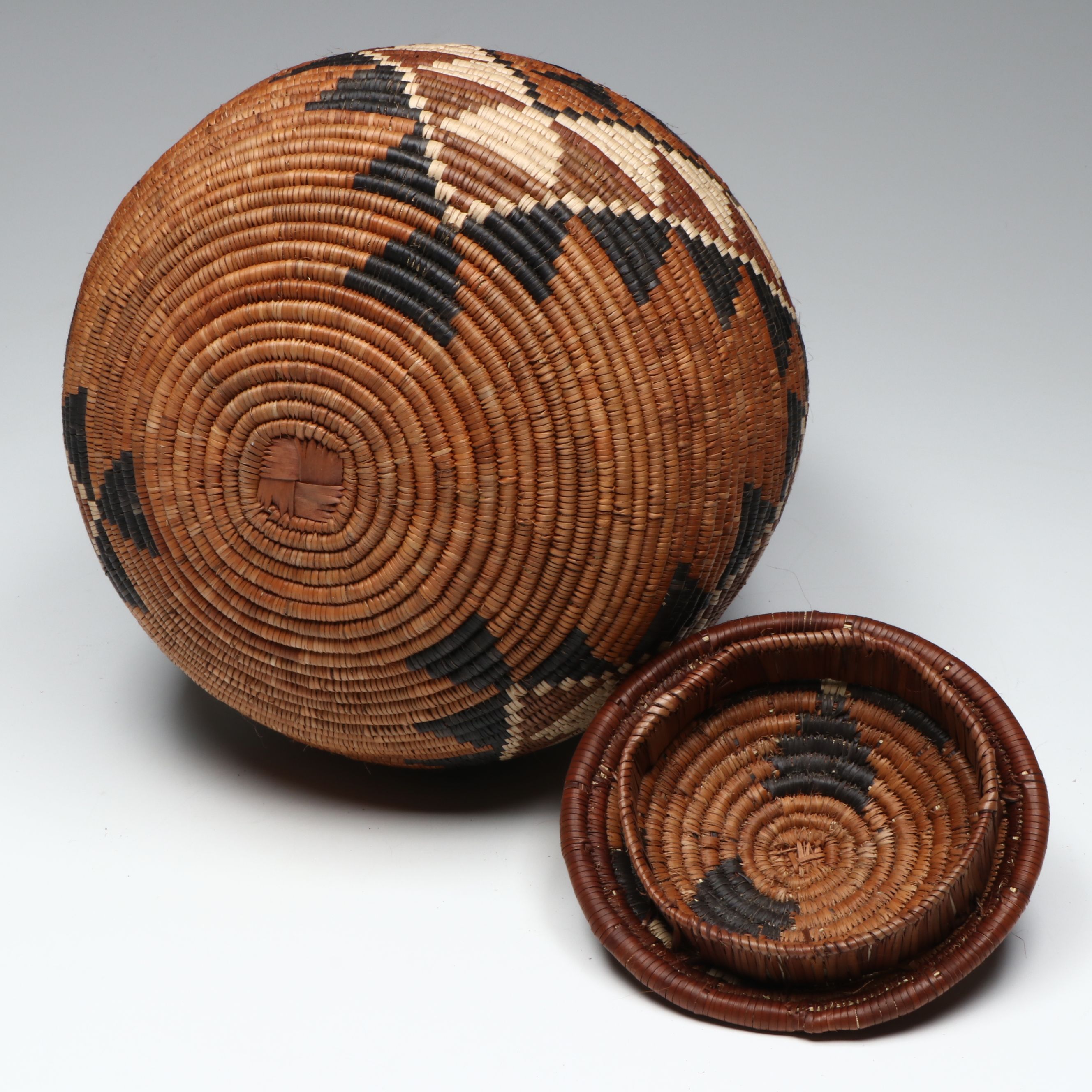 Thobile Hlabisa South African Zulu Ilala Palm Lidded Basket
