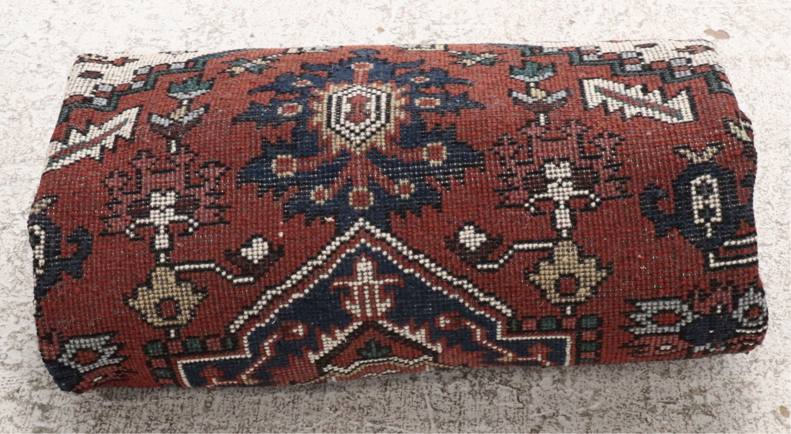 7'10 x 10' Hand-Knotted Indo-Persian Heriz Area Rug