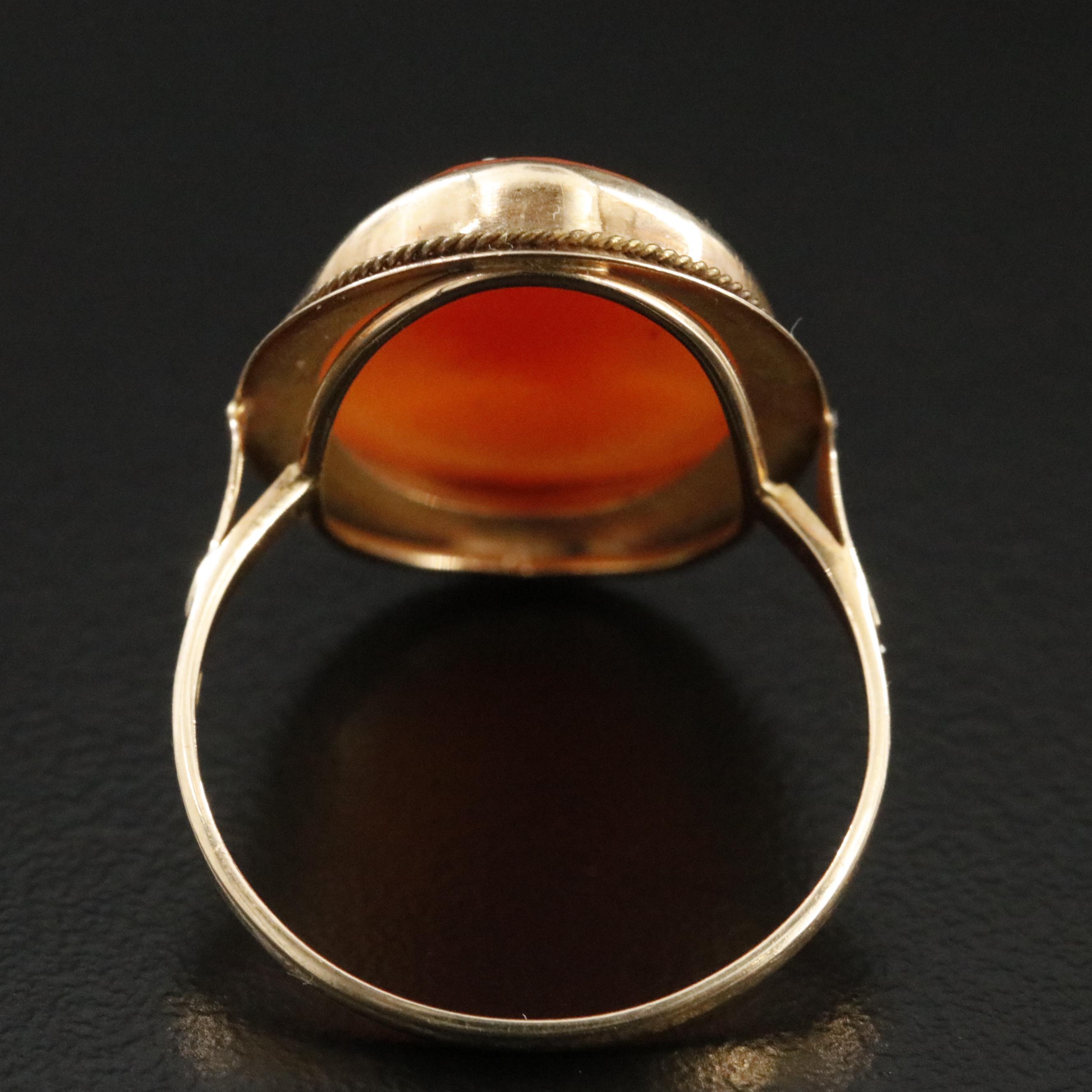 Italian 14K Shell Cameo Ring
