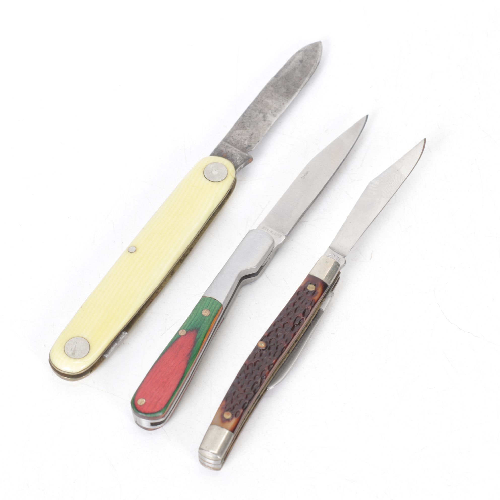 Camillus, Solingen, Frost, Queen Steel and More Folding Knives