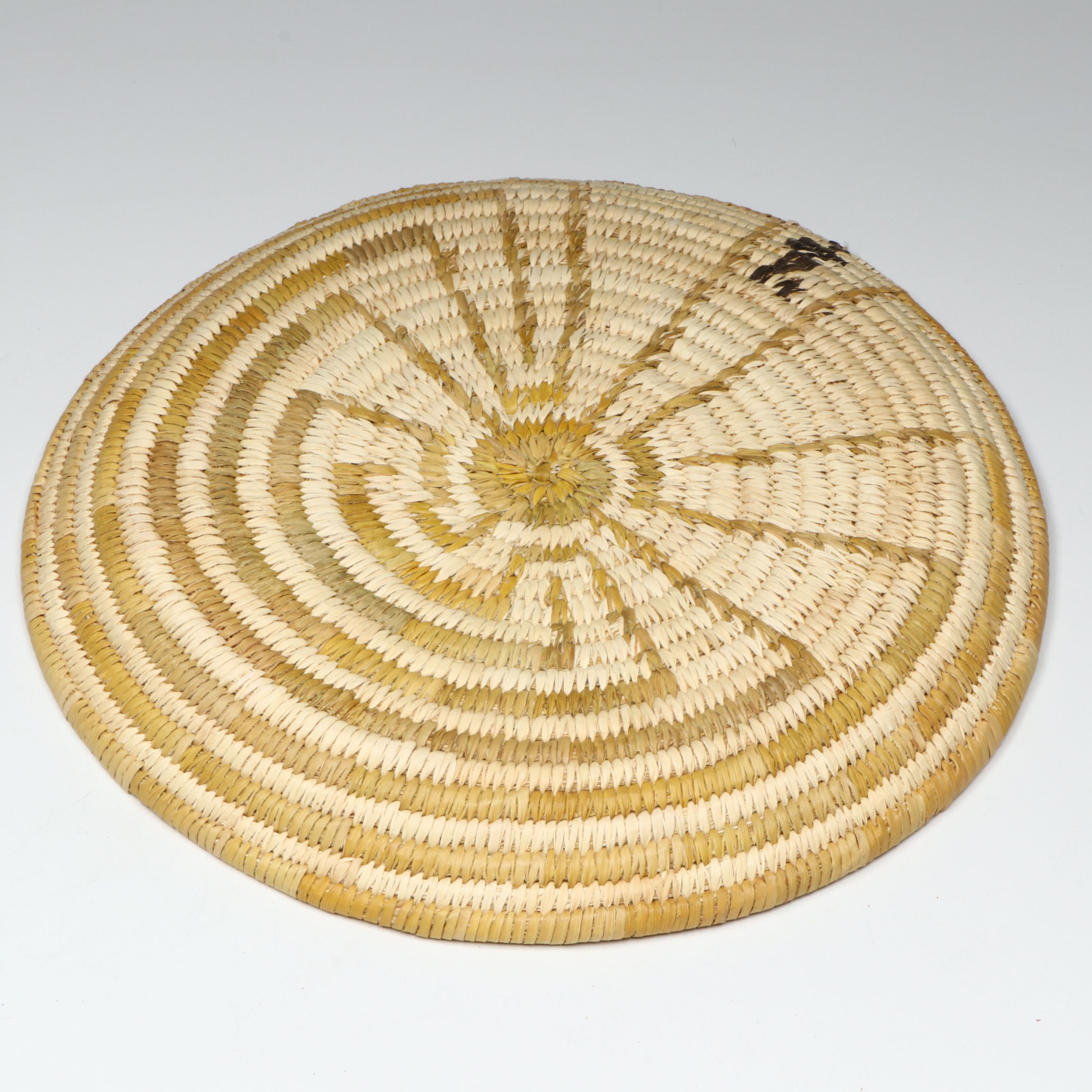 Tohono O'odham "Man in the Maze" Woven Fiber Basket