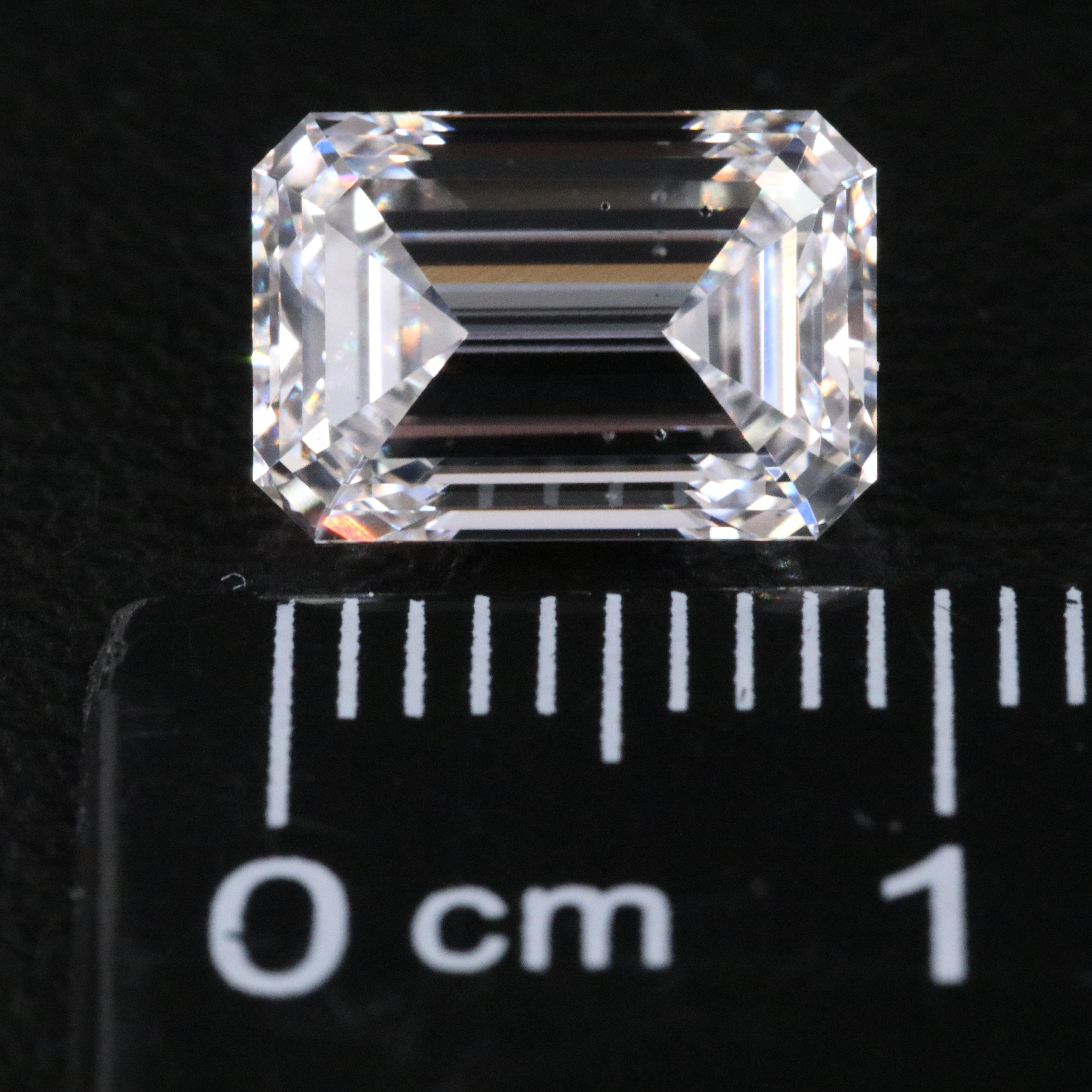 Loose 2.80 CT Lab Grown Diamond with IGI Report