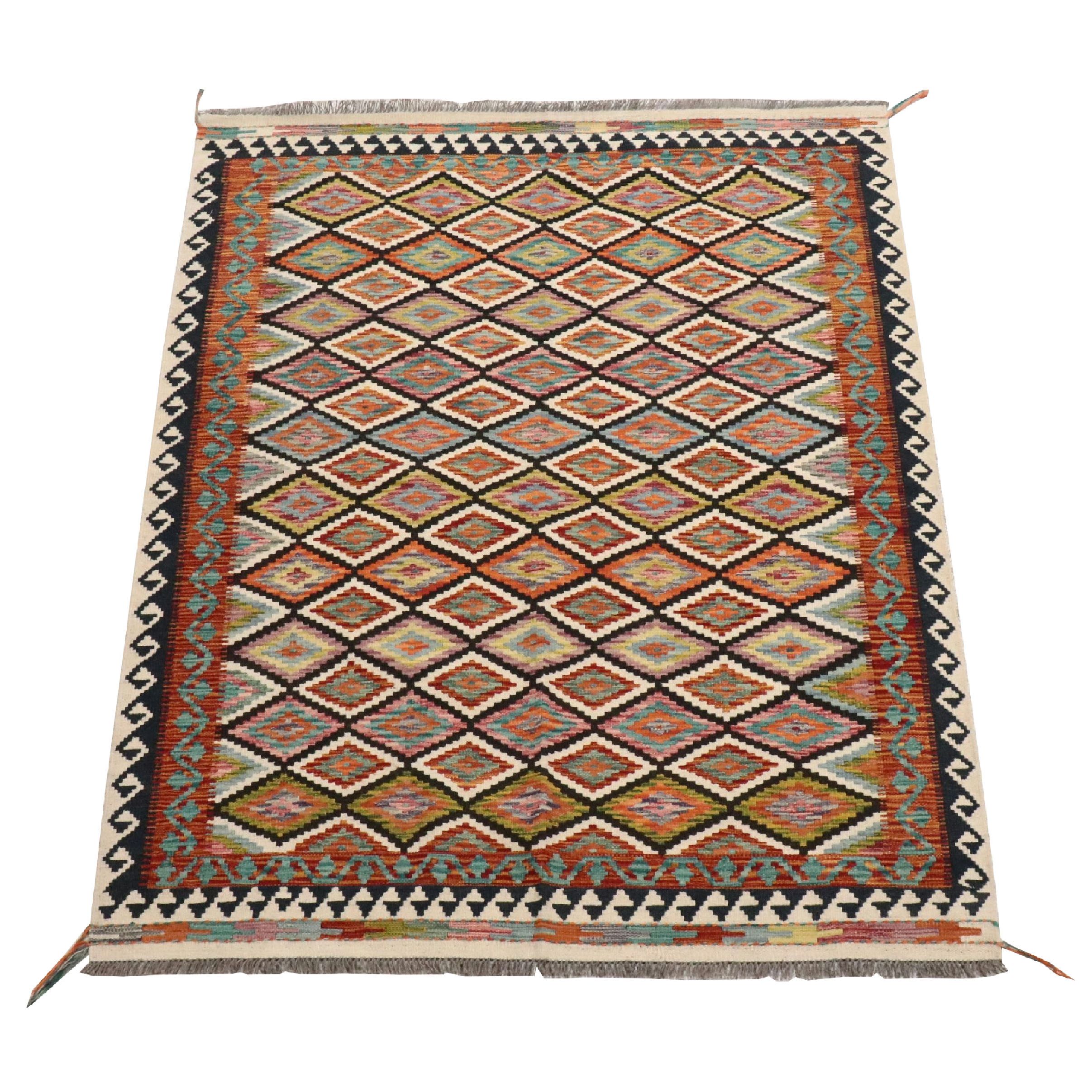 4'11 x 6'9 Handwoven Pakistani Kilim Area Rug