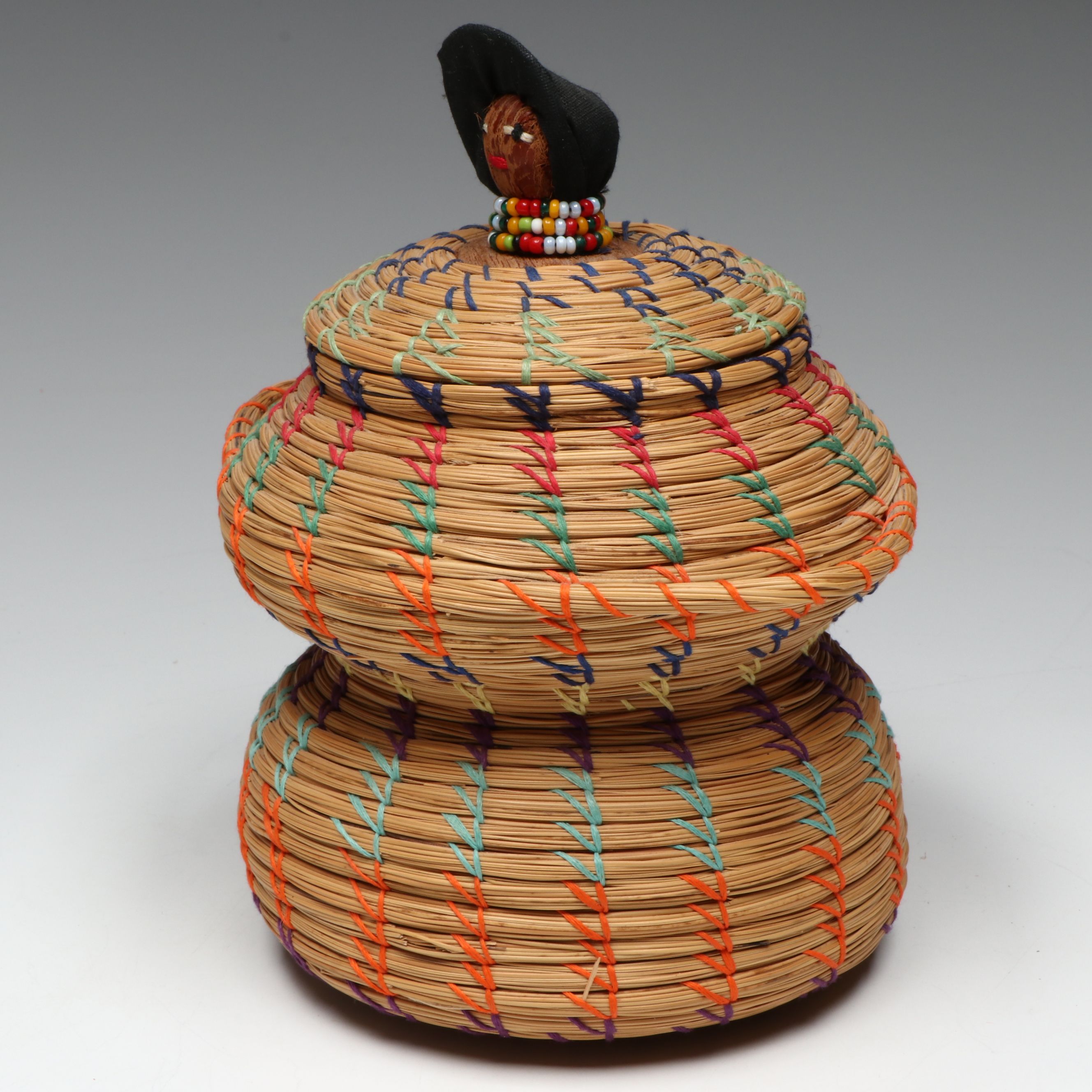 Seminole Tamiami Trail Region Woven Sweetgrass Basket