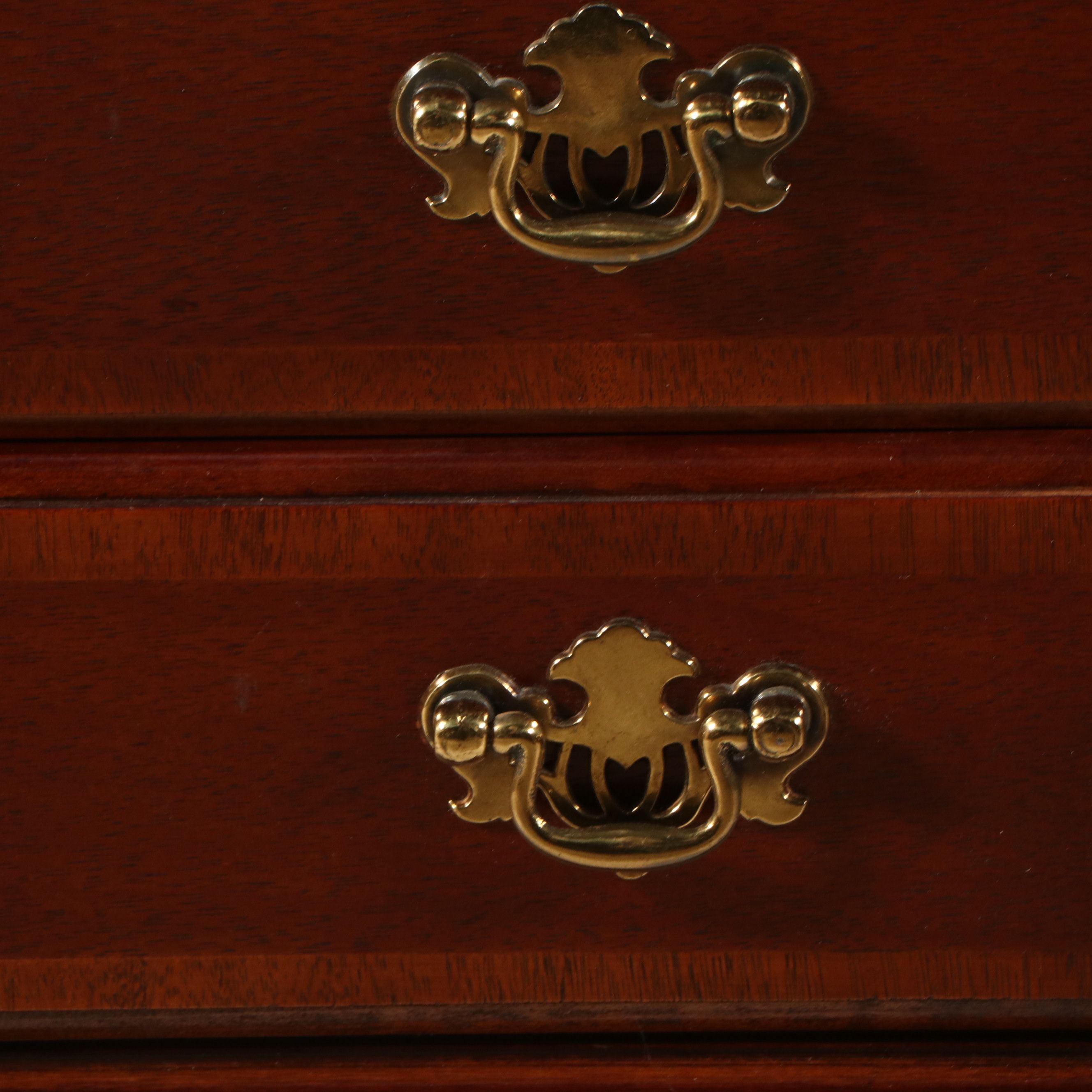 Lane Furniture Mahogany Campaign Style Side Table