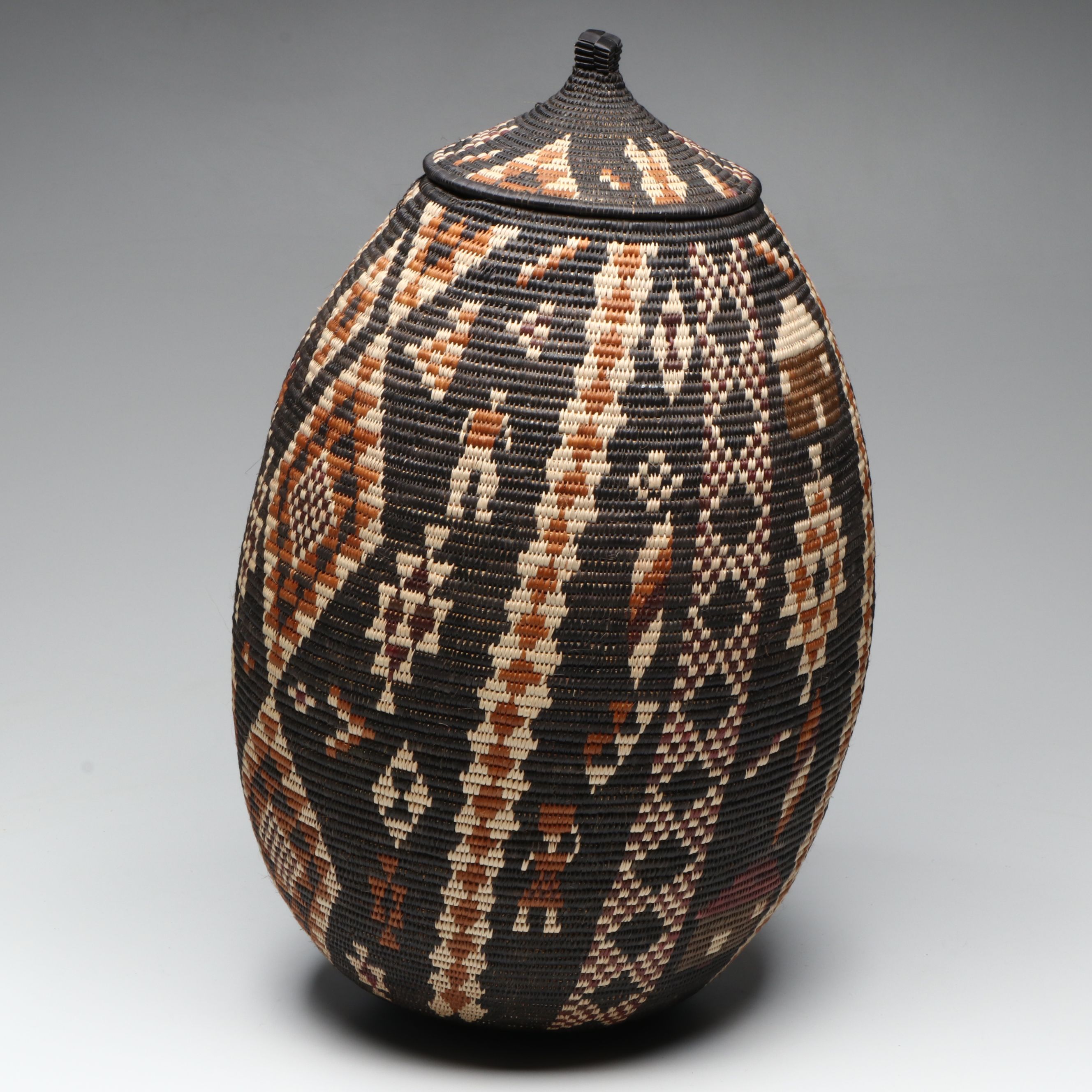 Samukelisiwe Mhiongo Zulu Ilala Palm and Natural Dye Lidded Basket