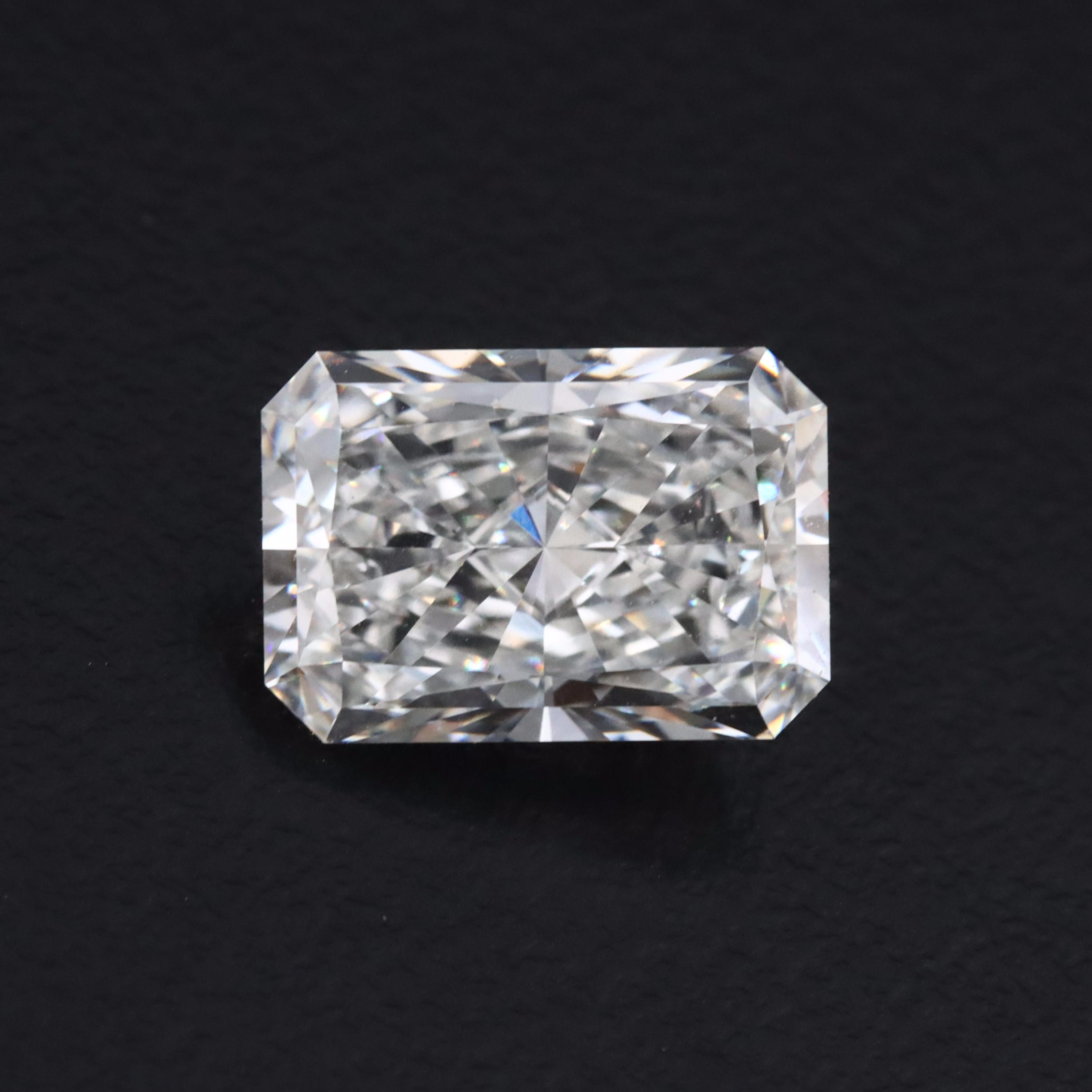 Loose 3.07 CT Lab Grown Diamond with IGI Report