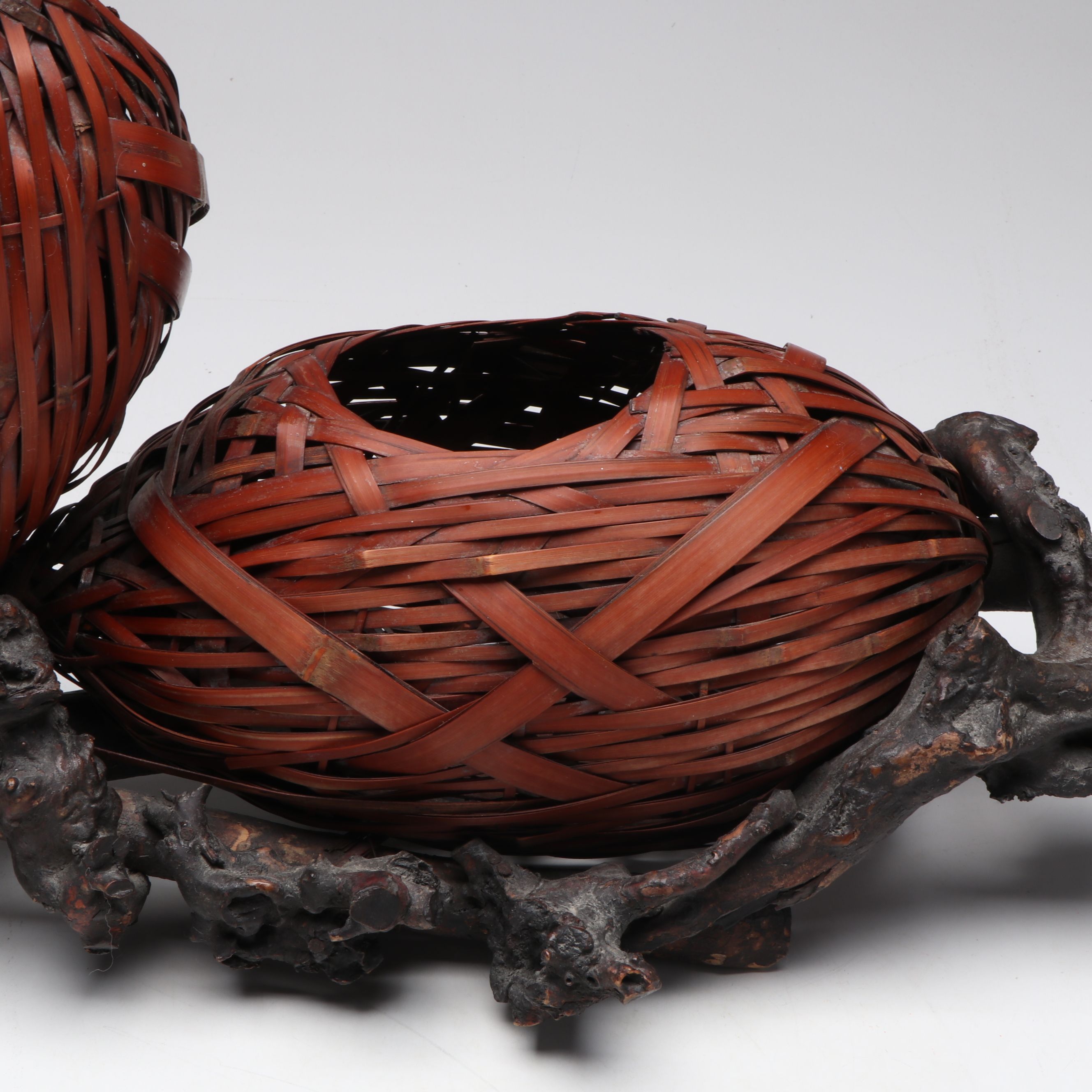 Japanese Taishō Era Double Gourd Hyotan Form Hanakago Ikebana Basket