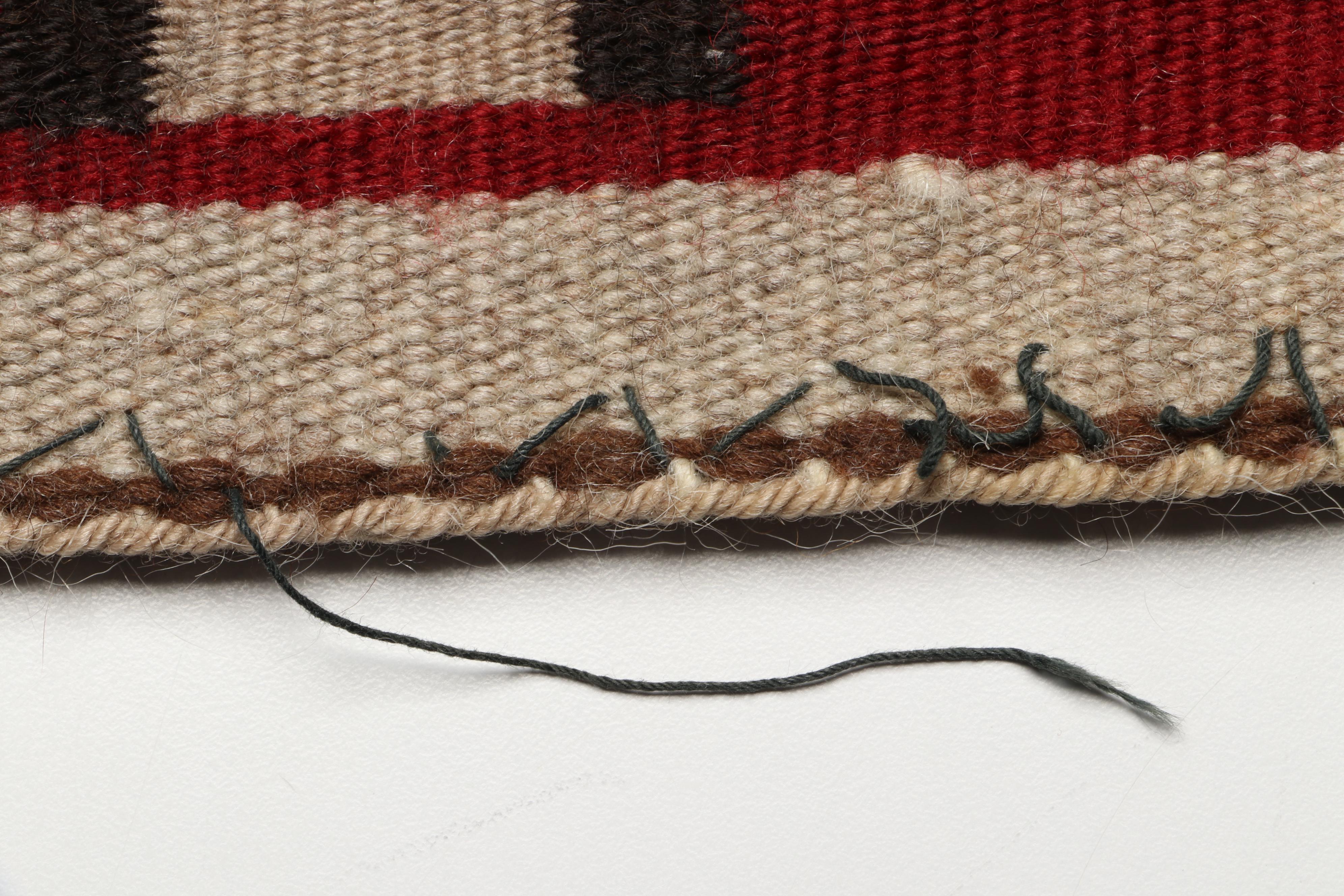 1'6 x 2'4 Handwoven Navajo Klagetoh with Wide Ruins Style Floor Mats