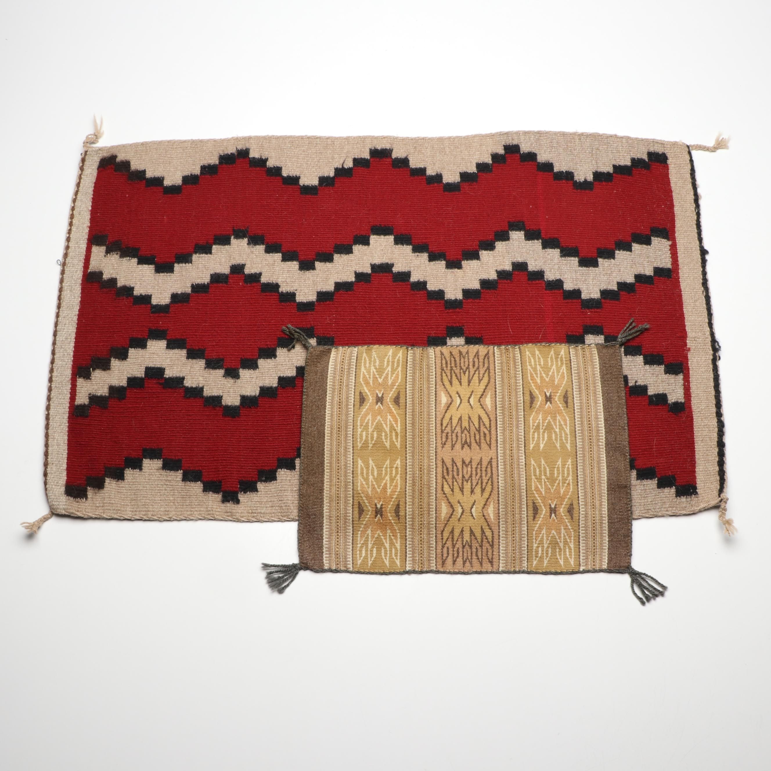 1'6 x 2'4 Handwoven Navajo Klagetoh with Wide Ruins Style Floor Mats
