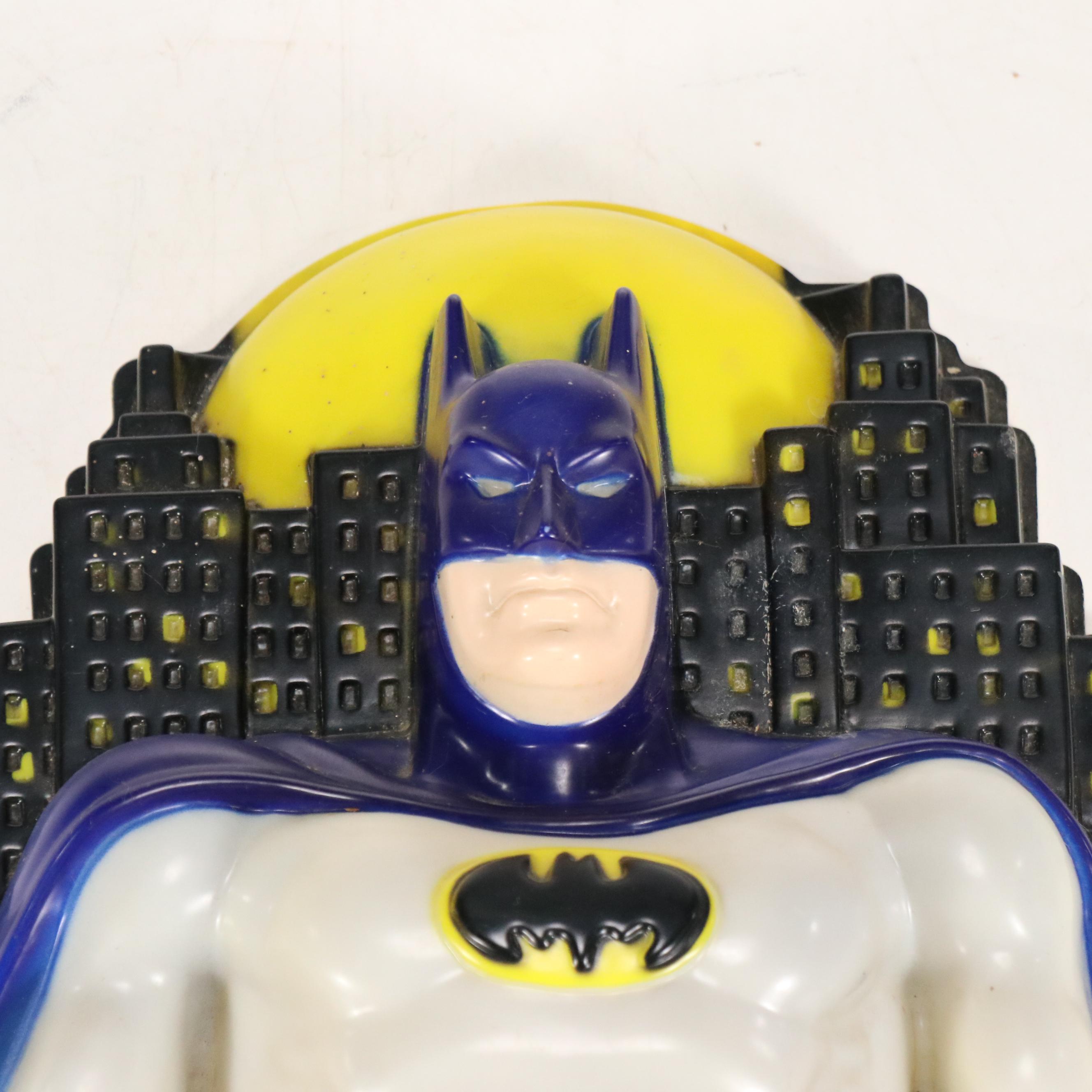 Headlites Batman Plastic Illuminated Wall Décor