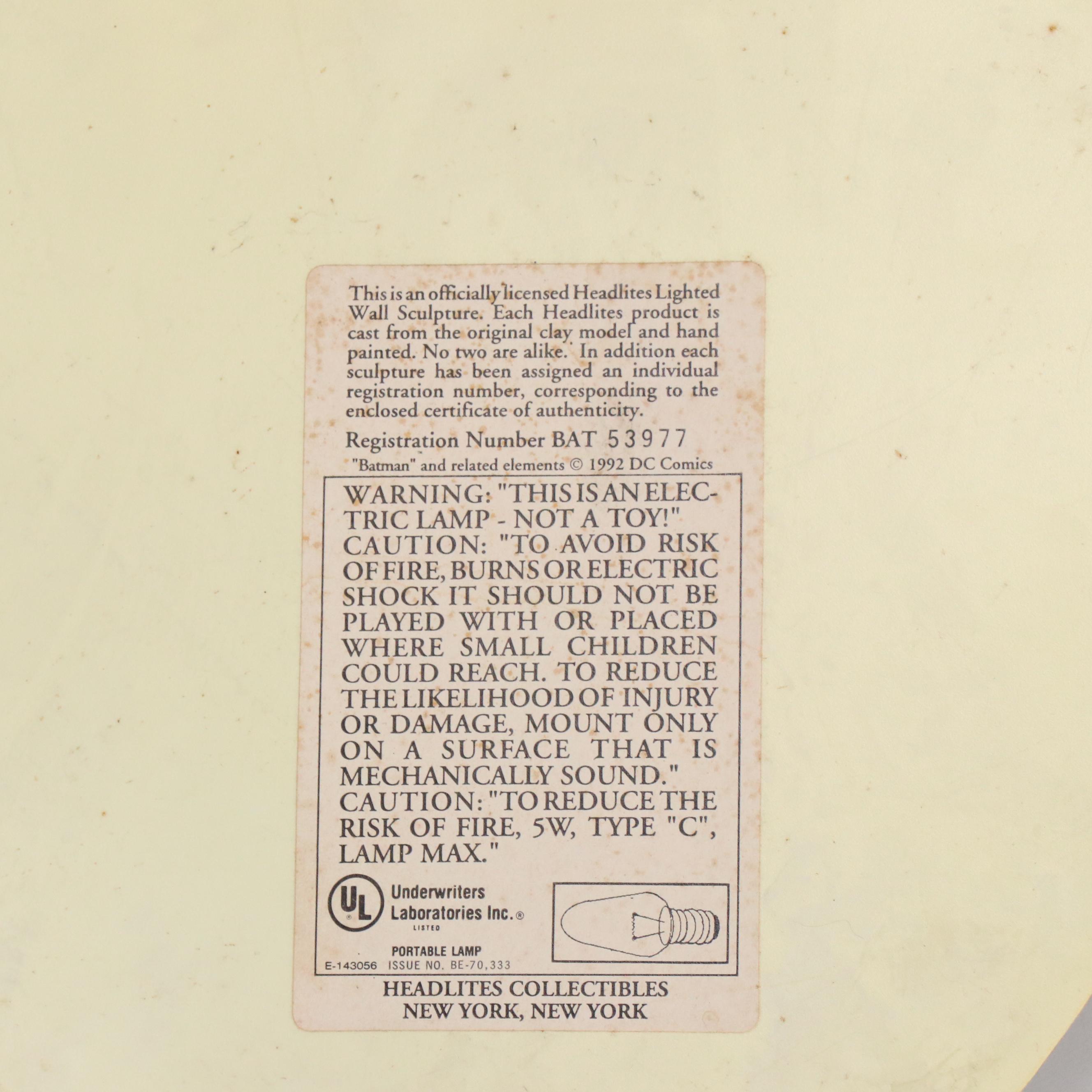 Headlites Batman Plastic Illuminated Wall Décor