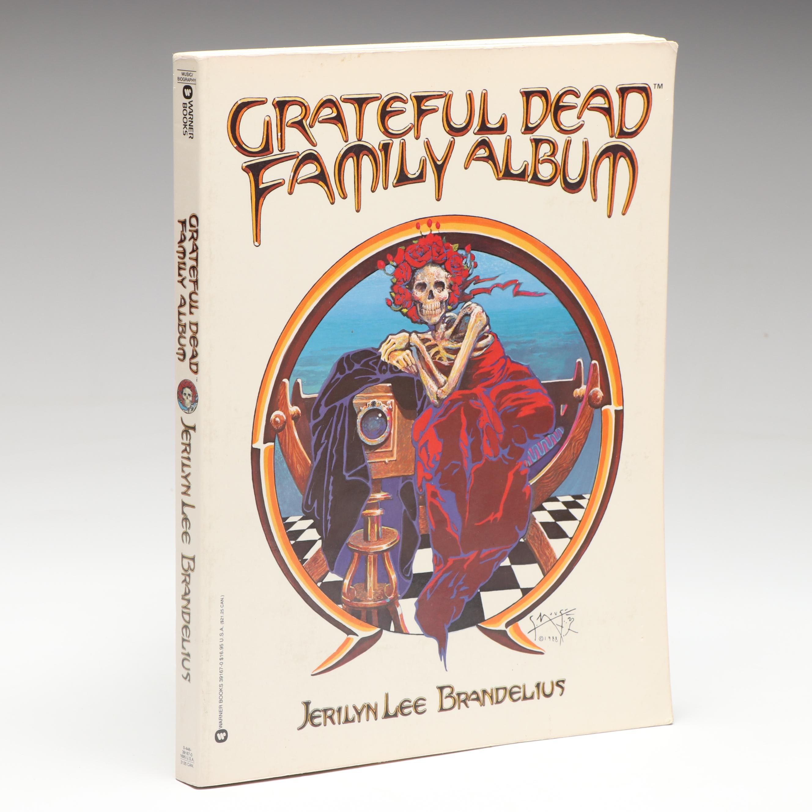 Mickey Hart Signed First Paperback Printing "Grateful Dead Family Album," 1990