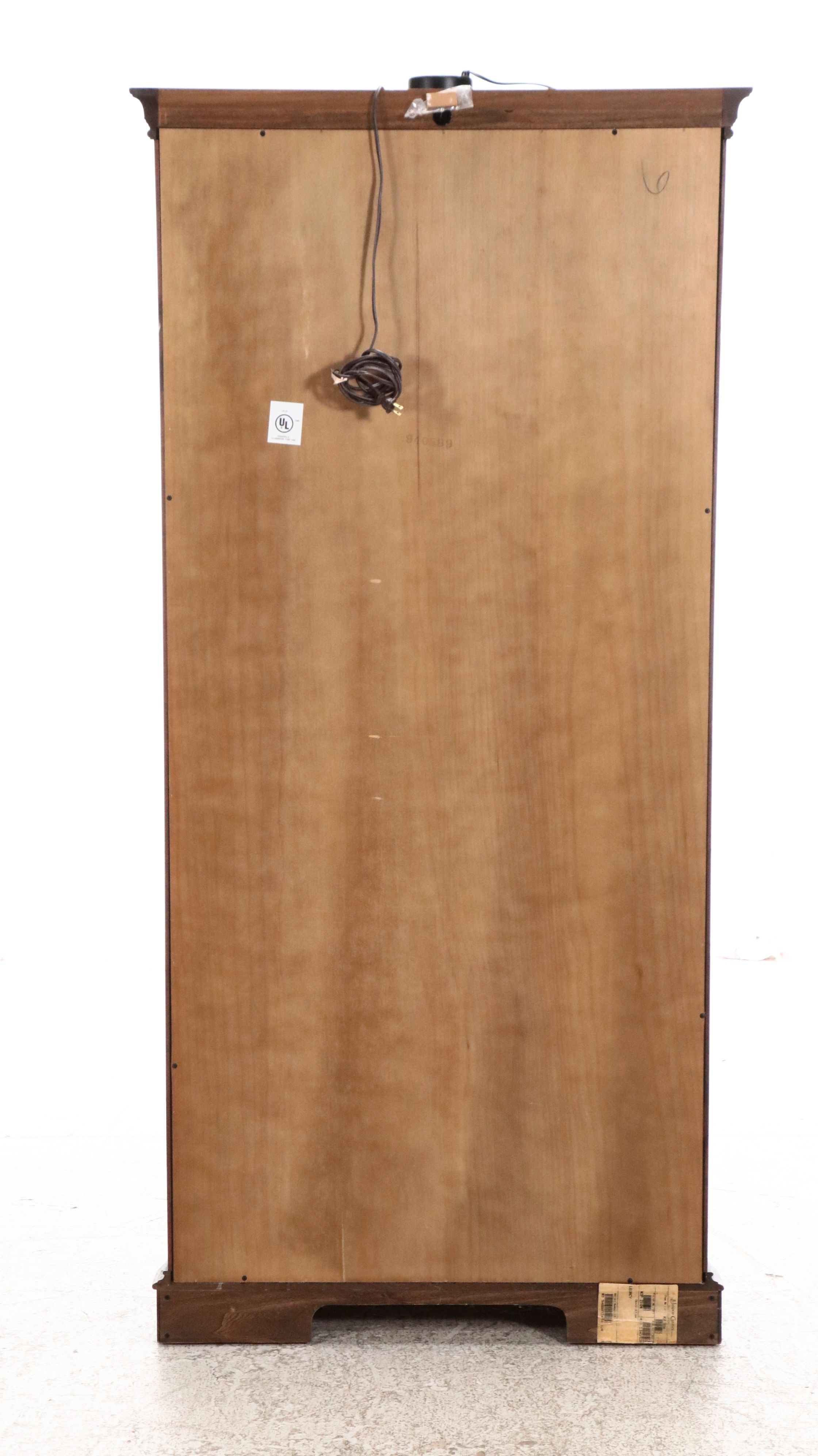 Jasper Cabinet Co. Illuminated Mahogany China Cabinet