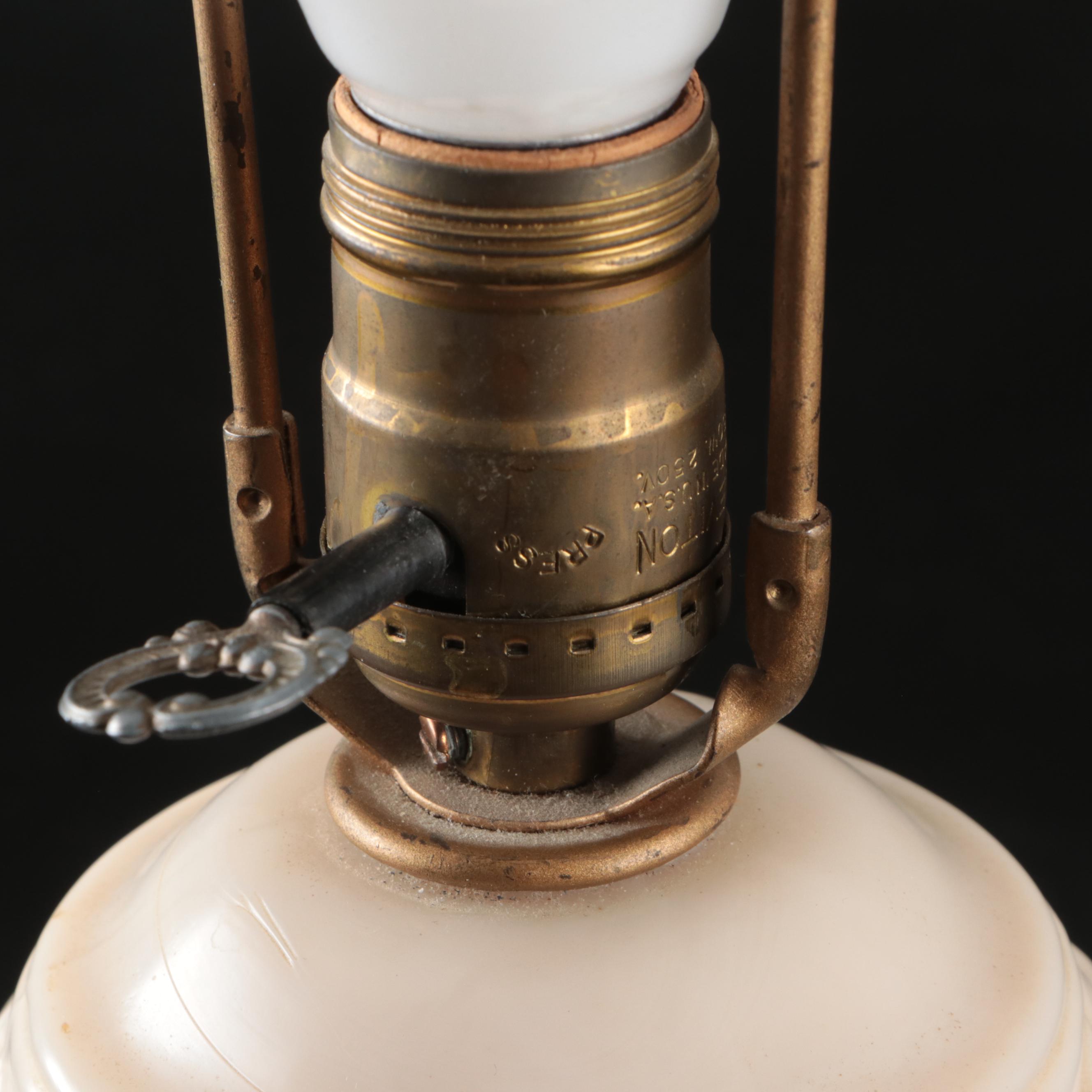 Aladdin Alacite Glass Illuminated Embossed Table Lamp, Mid-20th Century